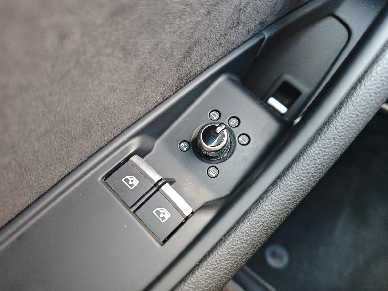 Fahrzeugabbildung Audi A5 COUPE 40TDI*S-LINE SPORT+*LED*ALCANTARA*VIRTU