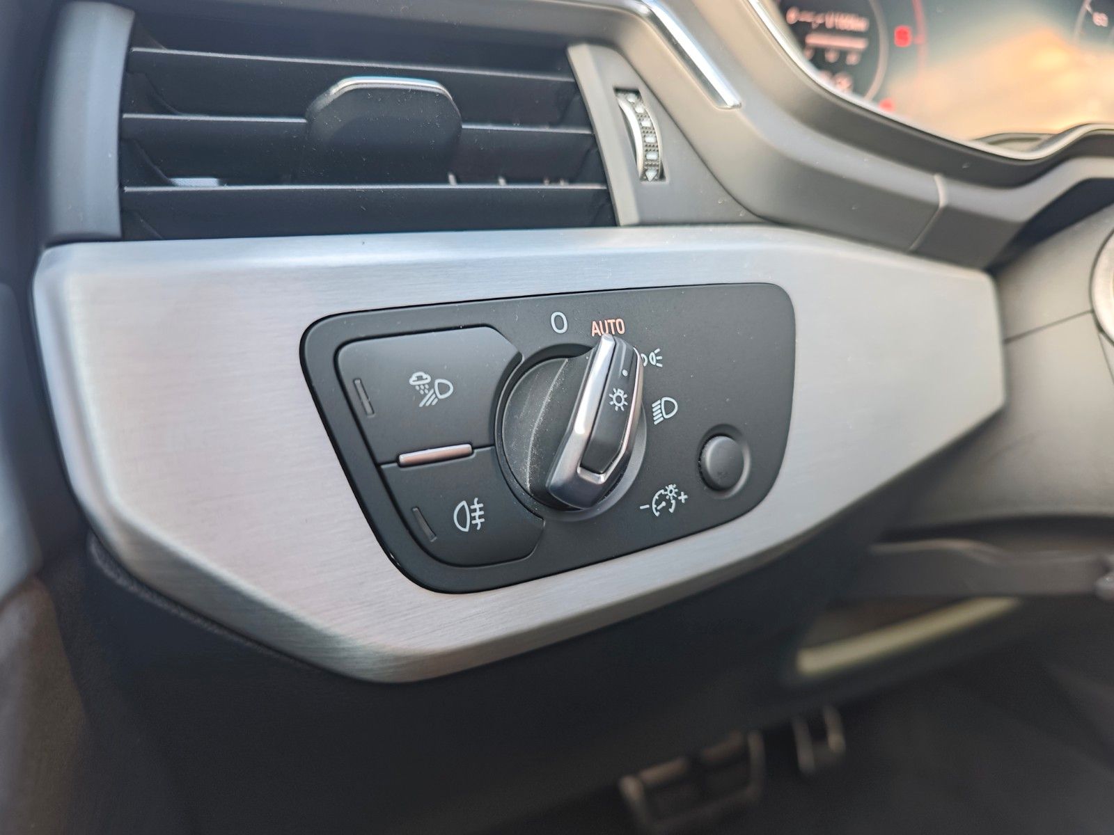 Fahrzeugabbildung Audi A5 COUPE 40TDI*S-LINE SPORT+*LED*ALCANTARA*VIRTU