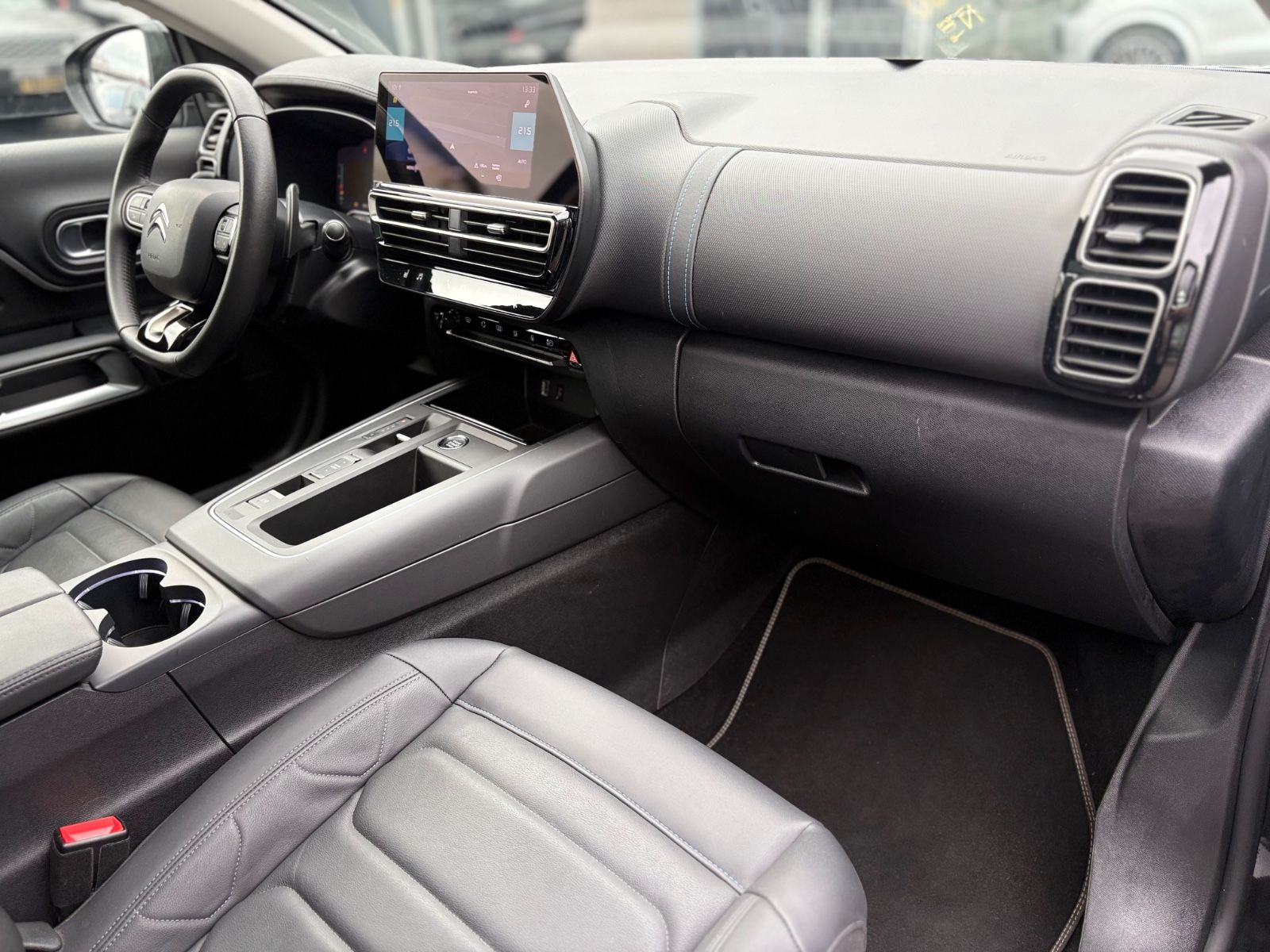 Fahrzeugabbildung Citroën C5 AIRCROSS SHINE PAKET*PLUG IN*STYLE PAKET*PANO