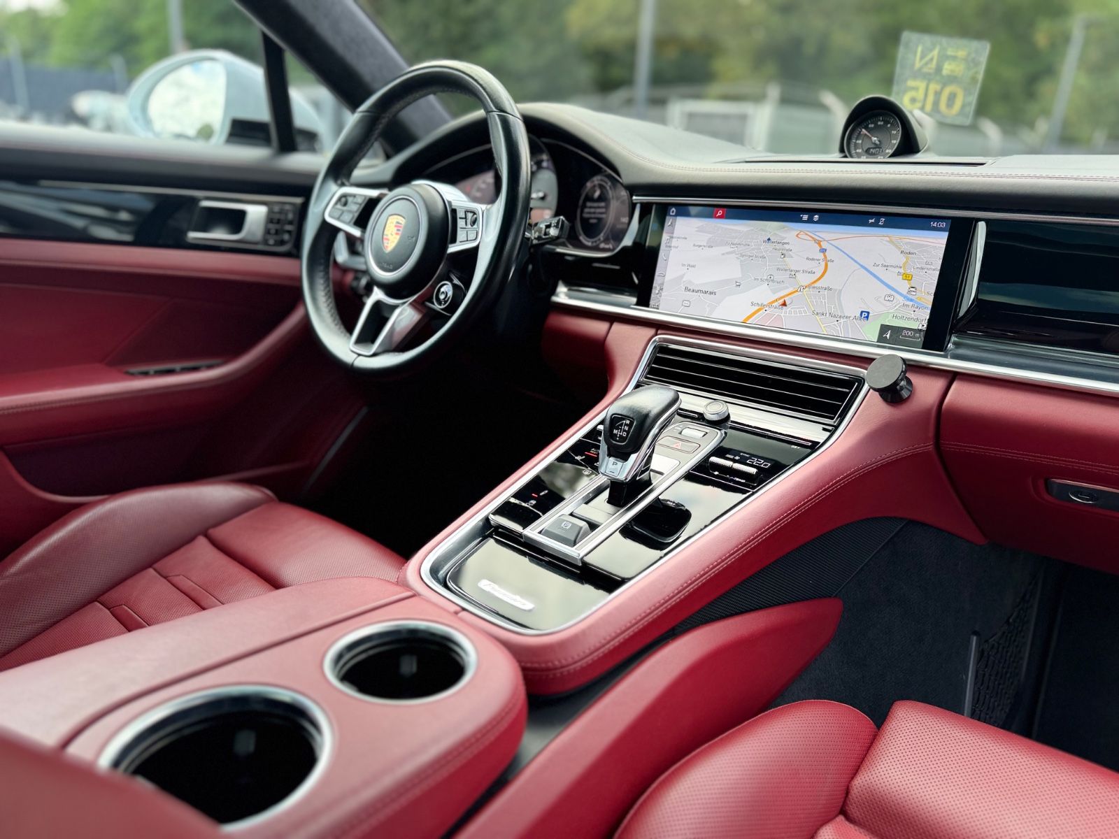 Fahrzeugabbildung Porsche PANAMERA GTS*SPORT-DESIGN*SOFTCLOSE*SPORT-ABGAS*