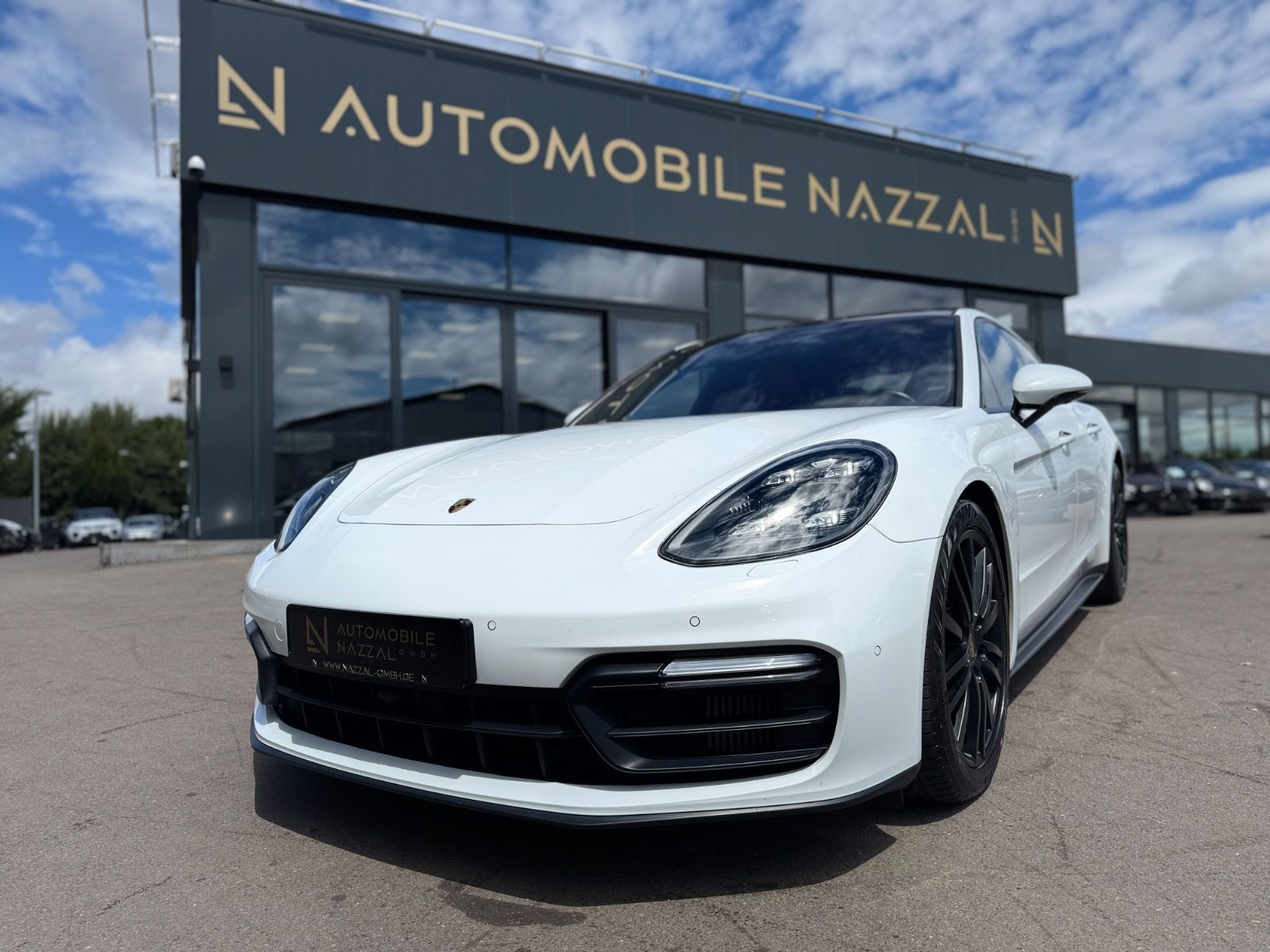 Fahrzeugabbildung Porsche PANAMERA GTS*SPORT-DESIGN*SOFTCLOSE*SPORT-ABGAS*