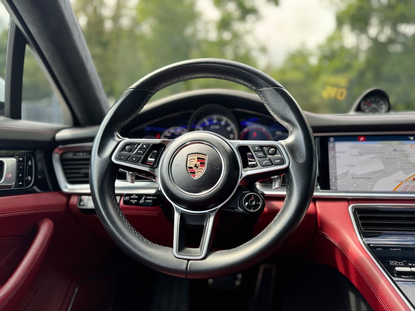 Fahrzeugabbildung Porsche PANAMERA GTS*SPORT-DESIGN*SOFTCLOSE*SPORT-ABGAS*