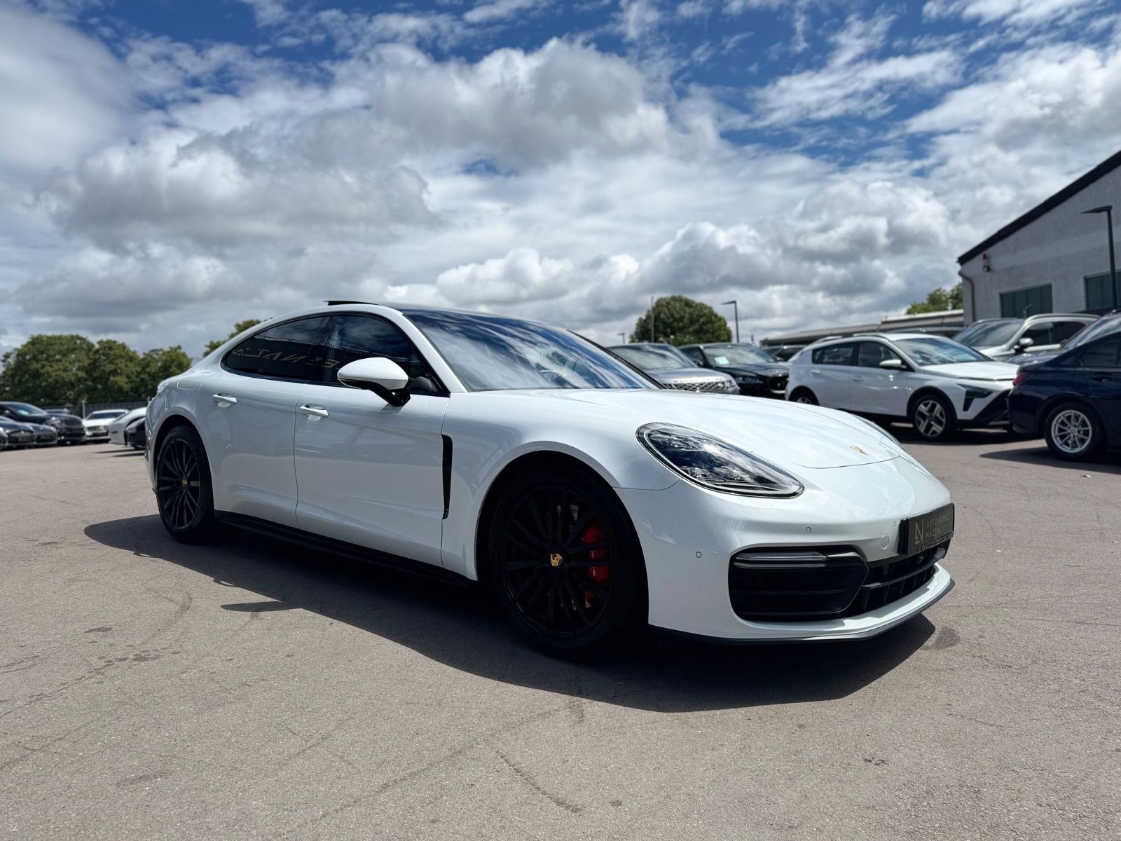 Fahrzeugabbildung Porsche PANAMERA GTS*SPORT-DESIGN*SOFTCLOSE*SPORT-ABGAS*