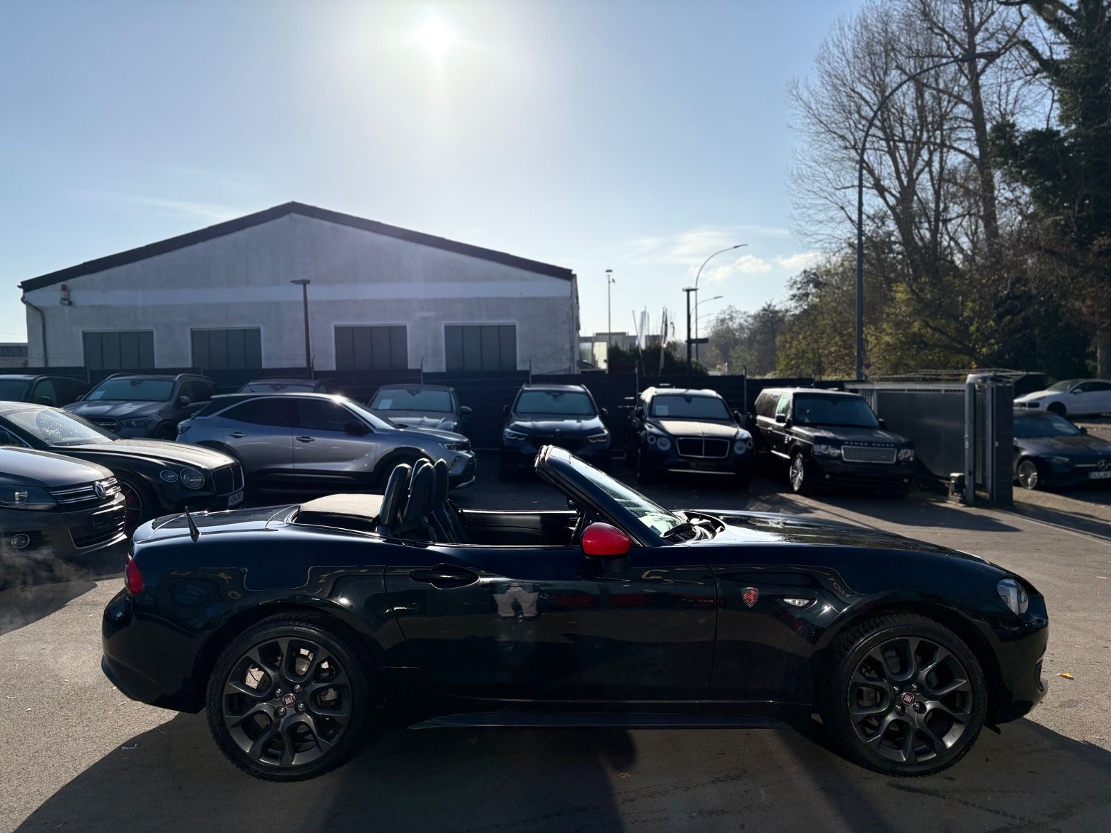 Fahrzeugabbildung Fiat 124 SPIDER *LUSSO*NAVI*LED*LEDER*KAMERA*