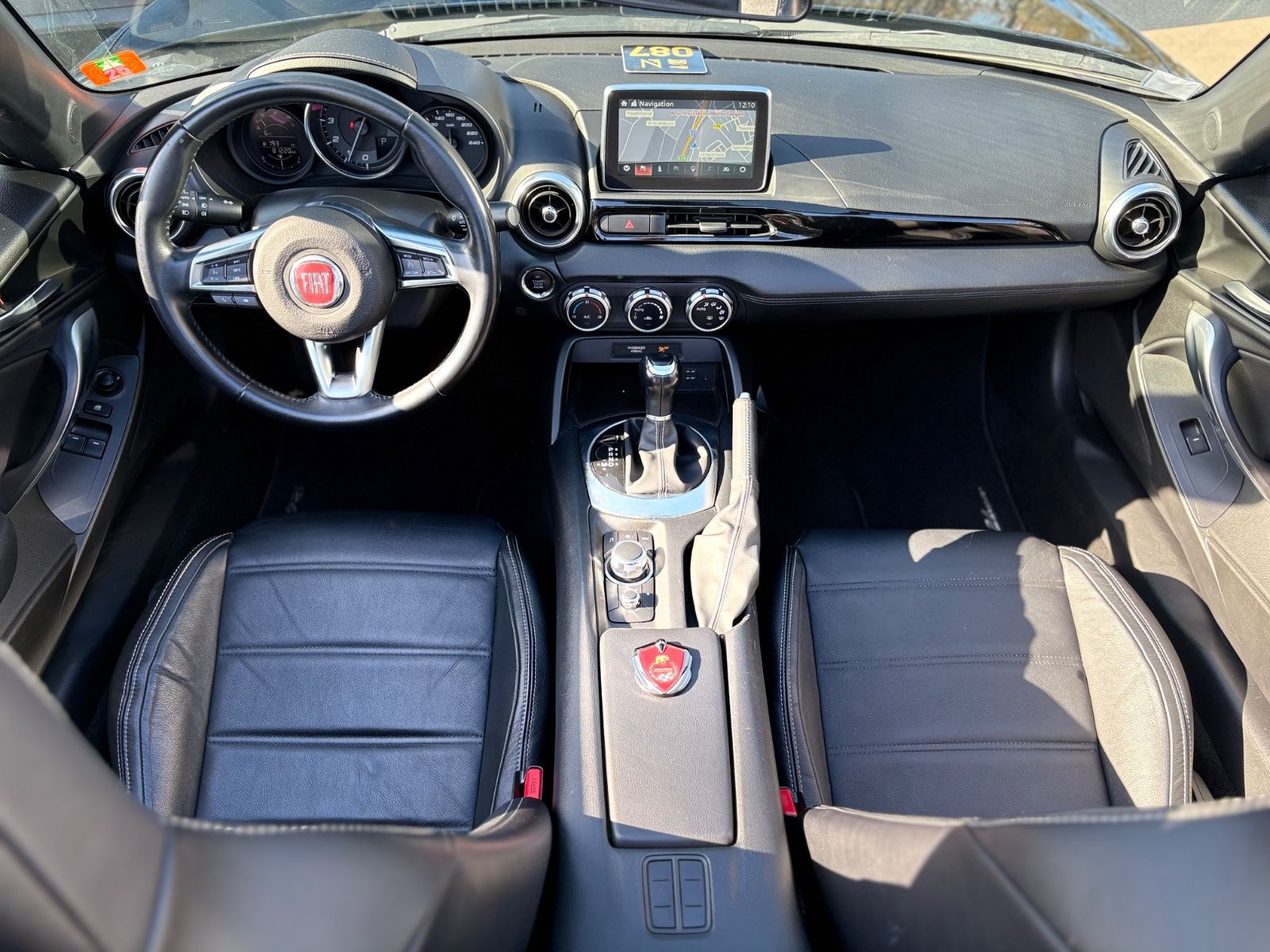 Fahrzeugabbildung Fiat 124 SPIDER *LUSSO*NAVI*LED*LEDER*KAMERA*