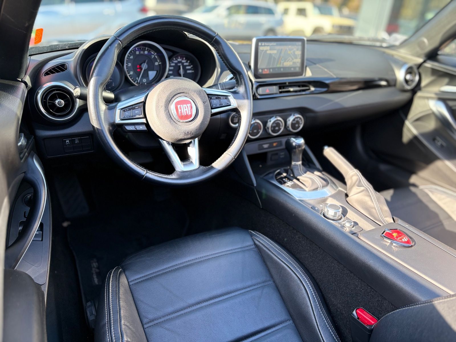 Fahrzeugabbildung Fiat 124 SPIDER *LUSSO*NAVI*LED*LEDER*KAMERA*