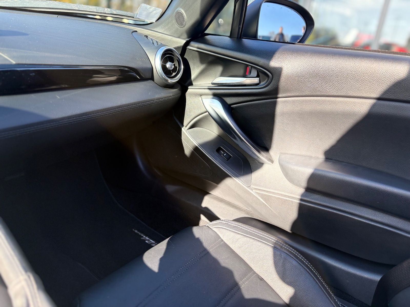 Fahrzeugabbildung Fiat 124 SPIDER *LUSSO*NAVI*LED*LEDER*KAMERA*