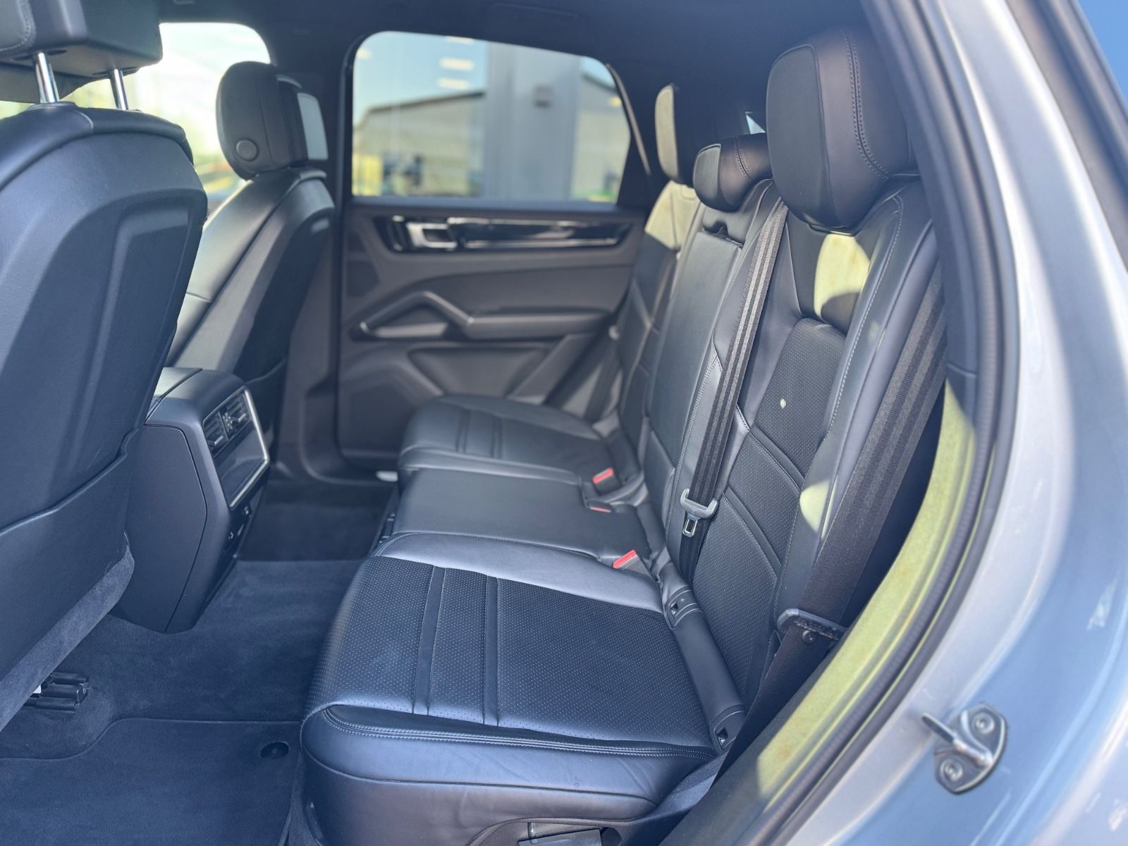 Fahrzeugabbildung Porsche CAYENNE *PANORAMA*ACC*EL.AHK*360°CAM*21.Z*LUFT*