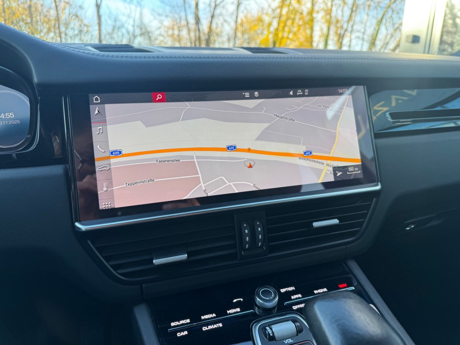 Fahrzeugabbildung Porsche CAYENNE *PANORAMA*ACC*EL.AHK*360°CAM*21.Z*LUFT*