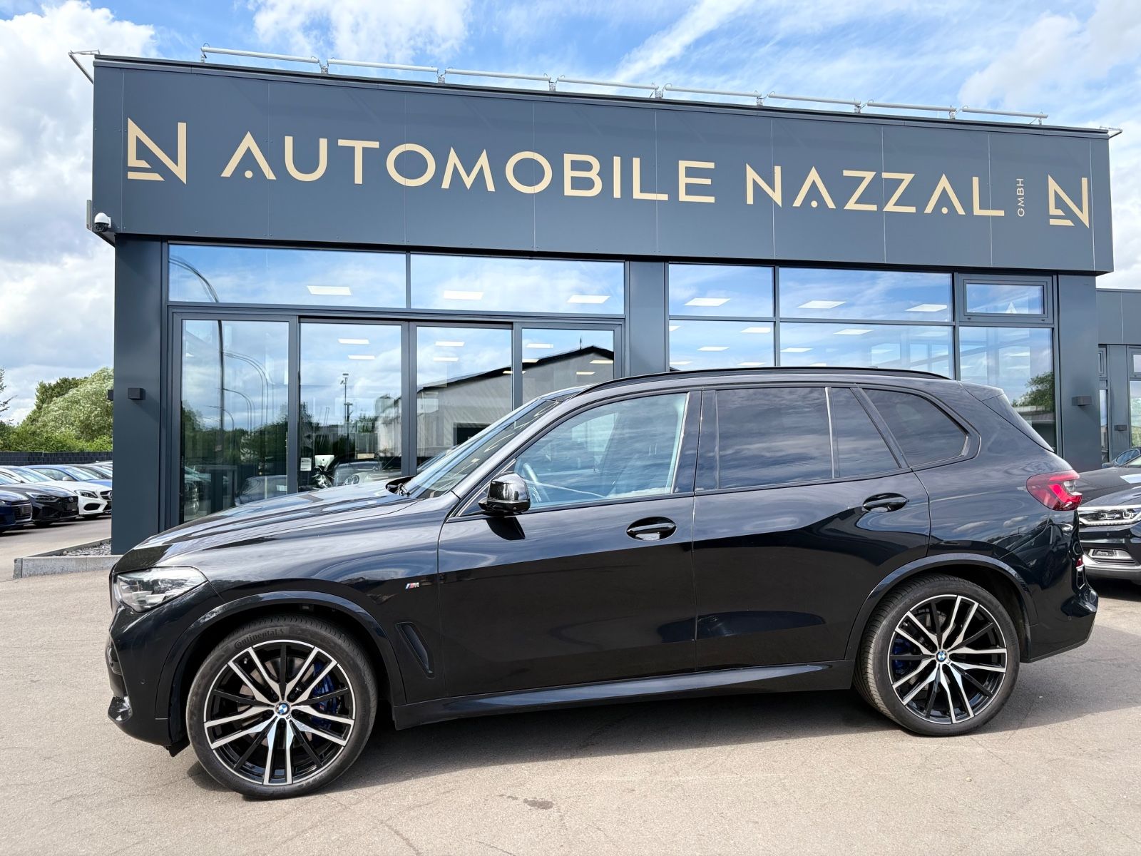 Fahrzeugabbildung BMW X5 M50I*TV-FOND*PANO*HARMAN/KARDON*ACC*22 ZOLL*