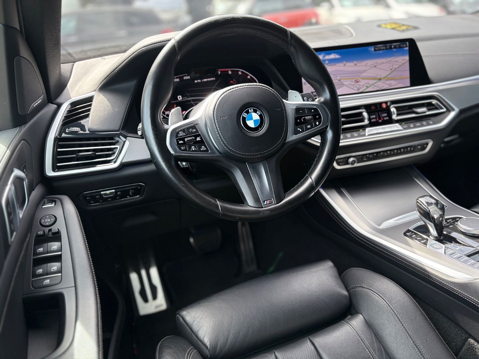 Fahrzeugabbildung BMW X5 M50I*TV-FOND*PANO*HARMAN/KARDON*ACC*22 ZOLL*