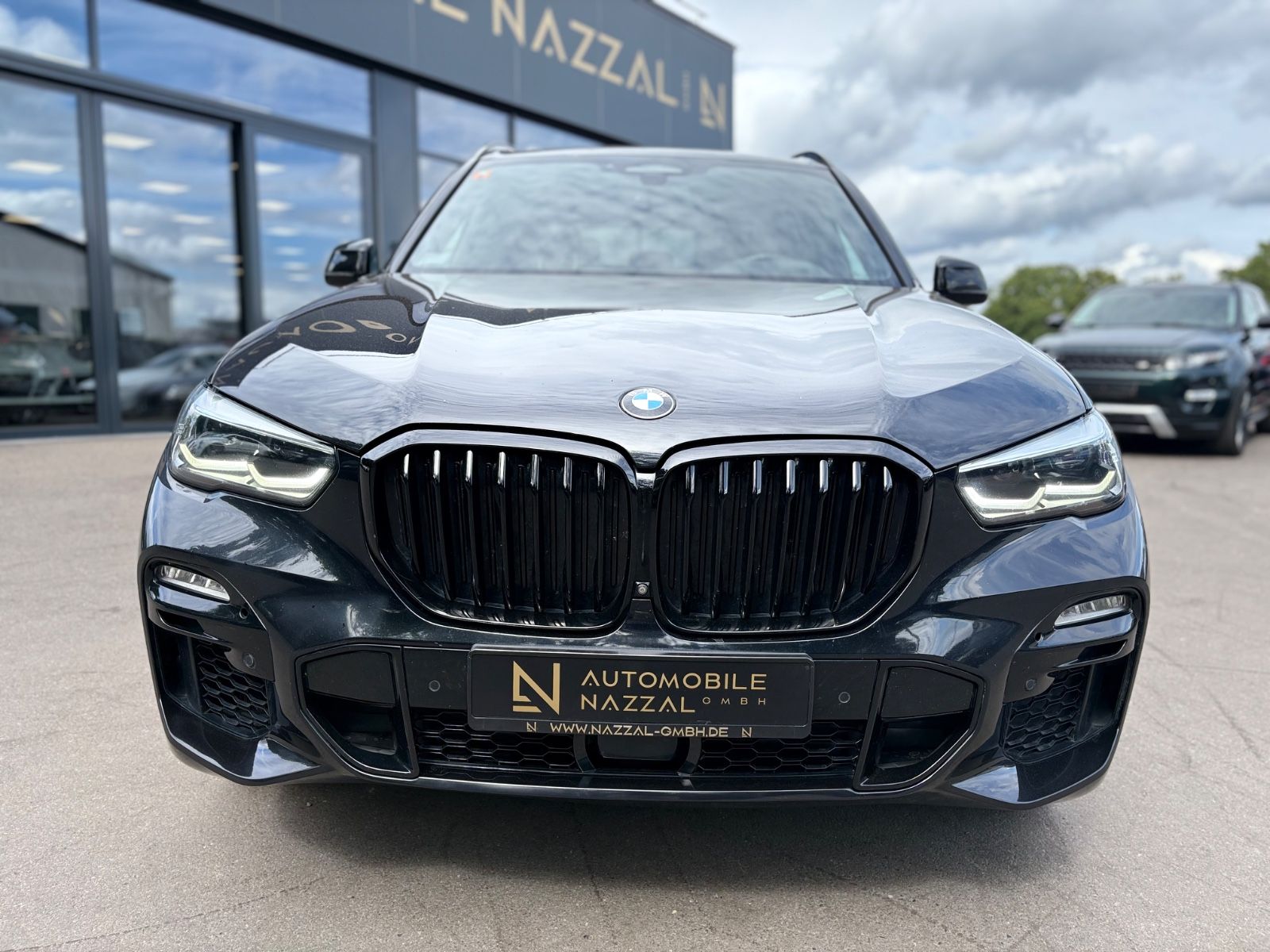 Fahrzeugabbildung BMW X5 M50I*TV-FOND*PANO*HARMAN/KARDON*ACC*22 ZOLL*
