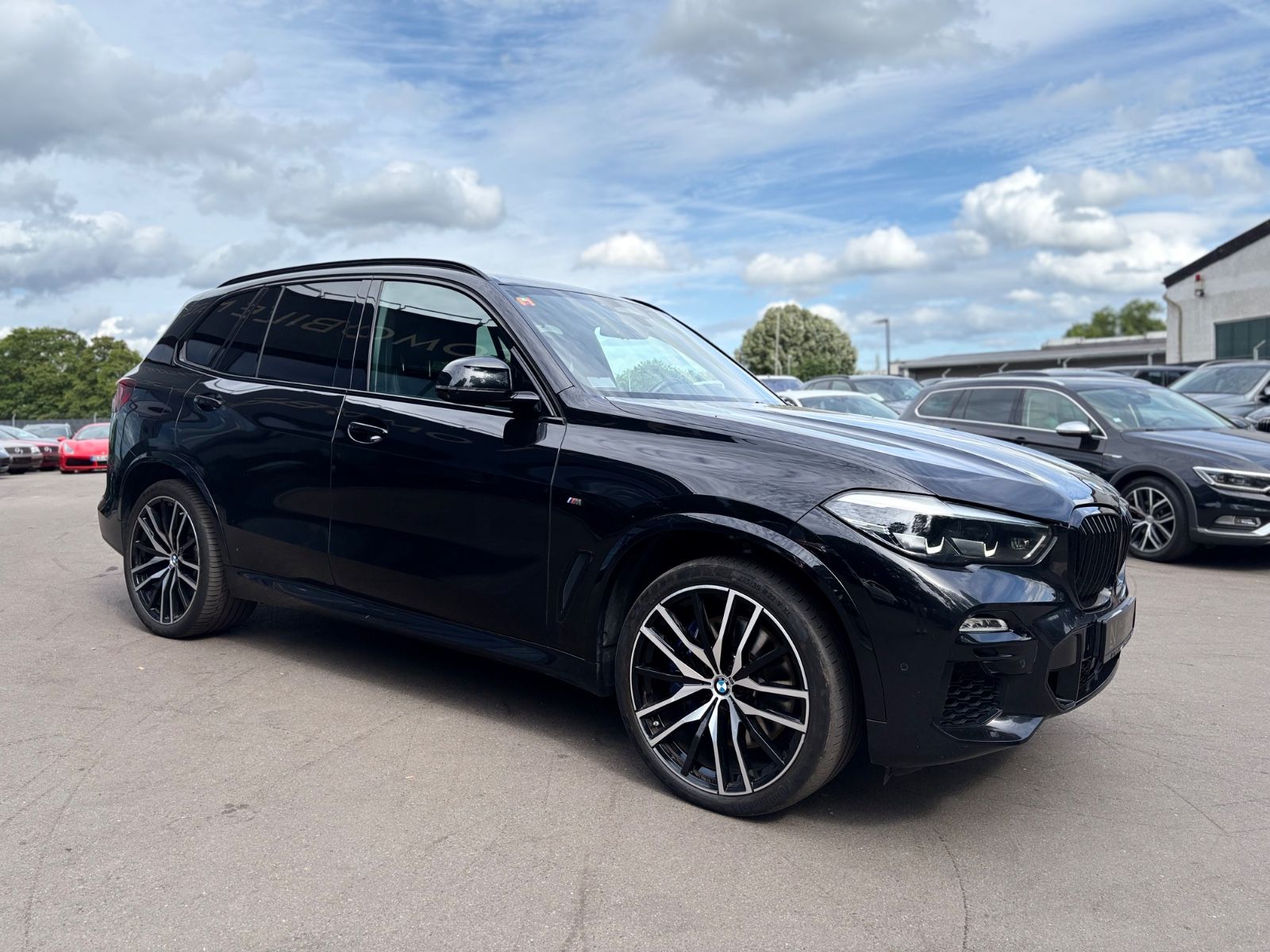 Fahrzeugabbildung BMW X5 M50I*TV-FOND*PANO*HARMAN/KARDON*ACC*22 ZOLL*