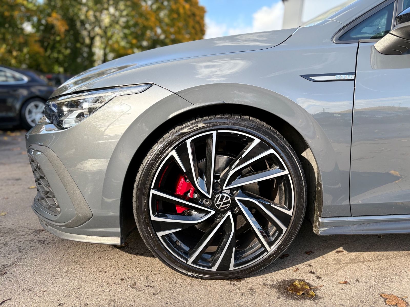 Fahrzeugabbildung Volkswagen Golf VIII Lim. GTD*BLACK STYLE*PANORAMA*LED*AUT*