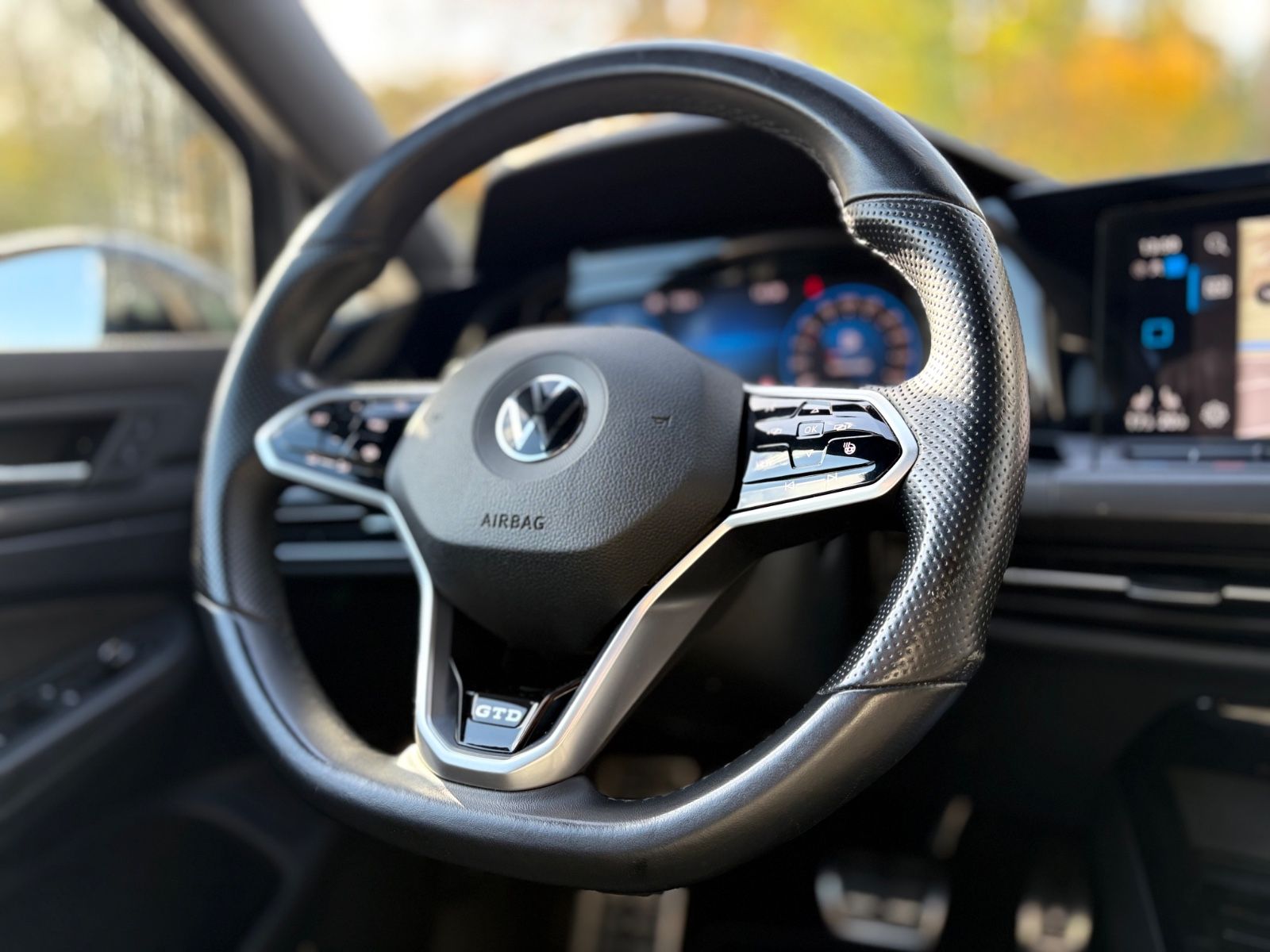 Fahrzeugabbildung Volkswagen Golf VIII Lim. GTD*BLACK STYLE*PANORAMA*LED*AUT*