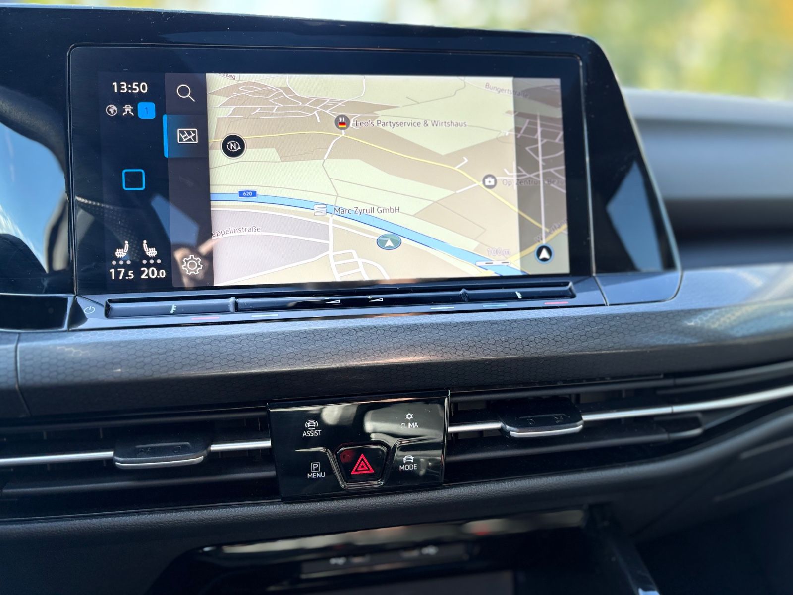 Fahrzeugabbildung Volkswagen Golf VIII Lim. GTD*BLACK STYLE*PANORAMA*LED*AUT*