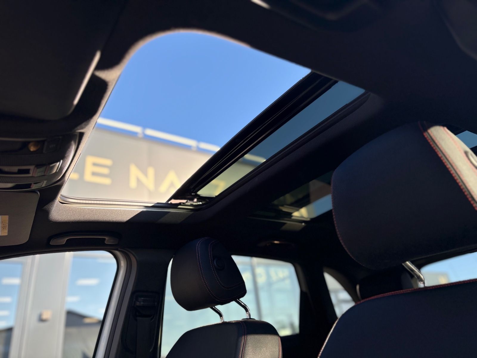 Fahrzeugabbildung Mercedes-Benz B 200 CDI *AMG-LINE*AUT*PANORAMA*VOLL-LED*2.HD*