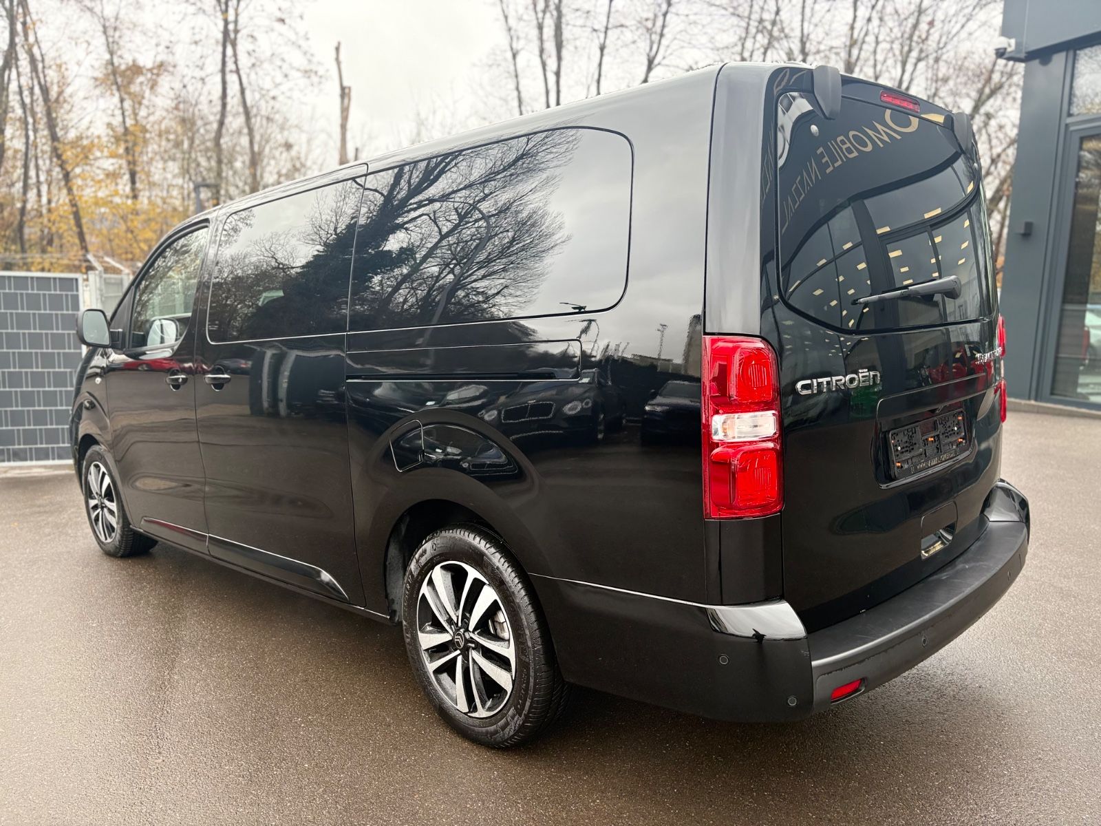 Fahrzeugabbildung Citroën SPACETOURER XL*8.SITZER*VOLL-LED*NAVI*SHZ*360°*