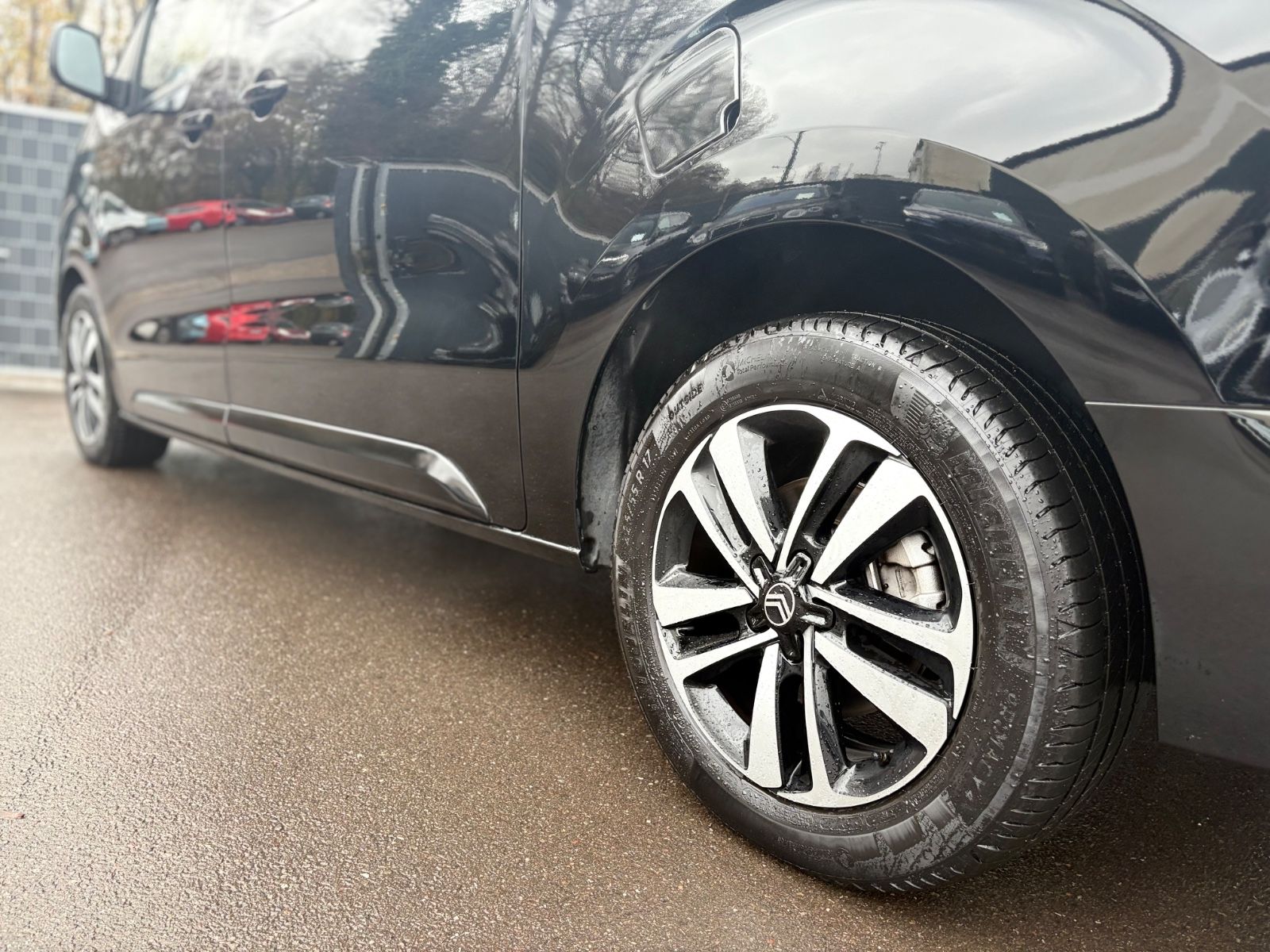 Fahrzeugabbildung Citroën SPACETOURER XL*8.SITZER*VOLL-LED*NAVI*SHZ*360°*