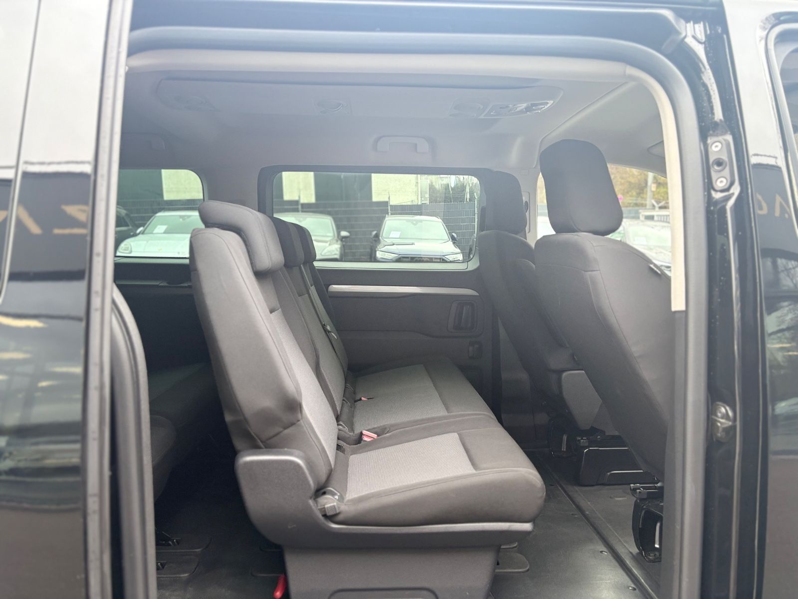 Fahrzeugabbildung Citroën SPACETOURER XL*8.SITZER*VOLL-LED*NAVI*SHZ*360°*