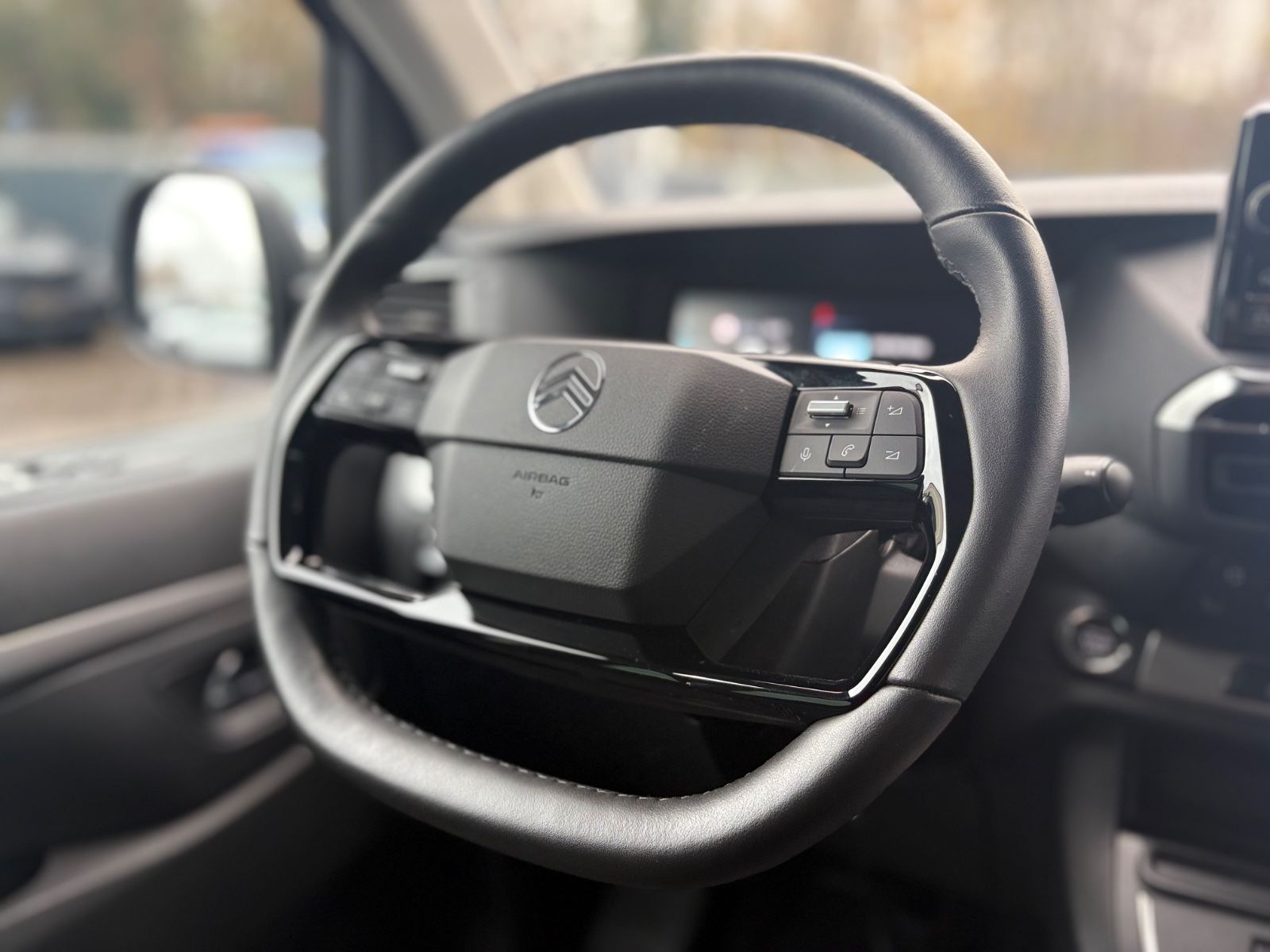 Fahrzeugabbildung Citroën SPACETOURER XL*8.SITZER*VOLL-LED*NAVI*SHZ*360°*