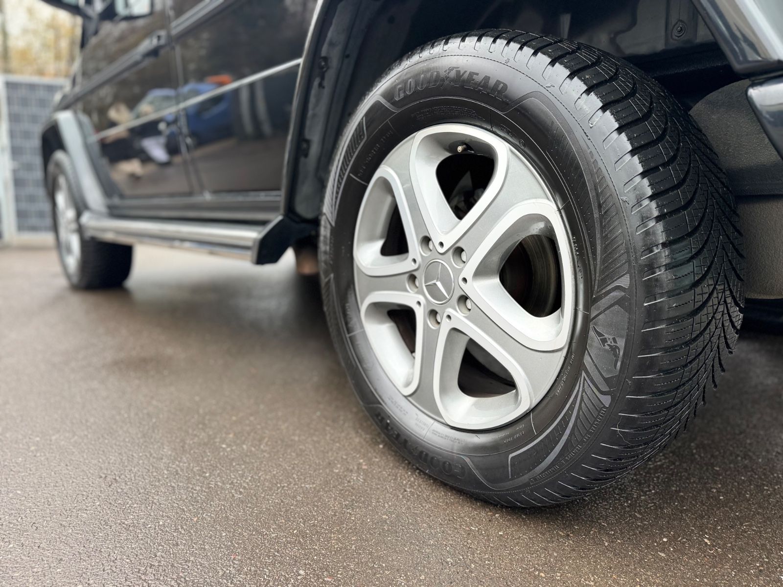 Fahrzeugabbildung Mercedes-Benz G350d BLUETEC *SPORTPAKET*2.HD*U-FREI*FACELIFT*