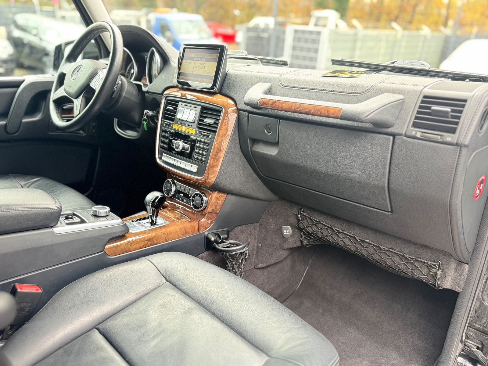 Fahrzeugabbildung Mercedes-Benz G350d BLUETEC *SPORTPAKET*2.HD*U-FREI*FACELIFT*