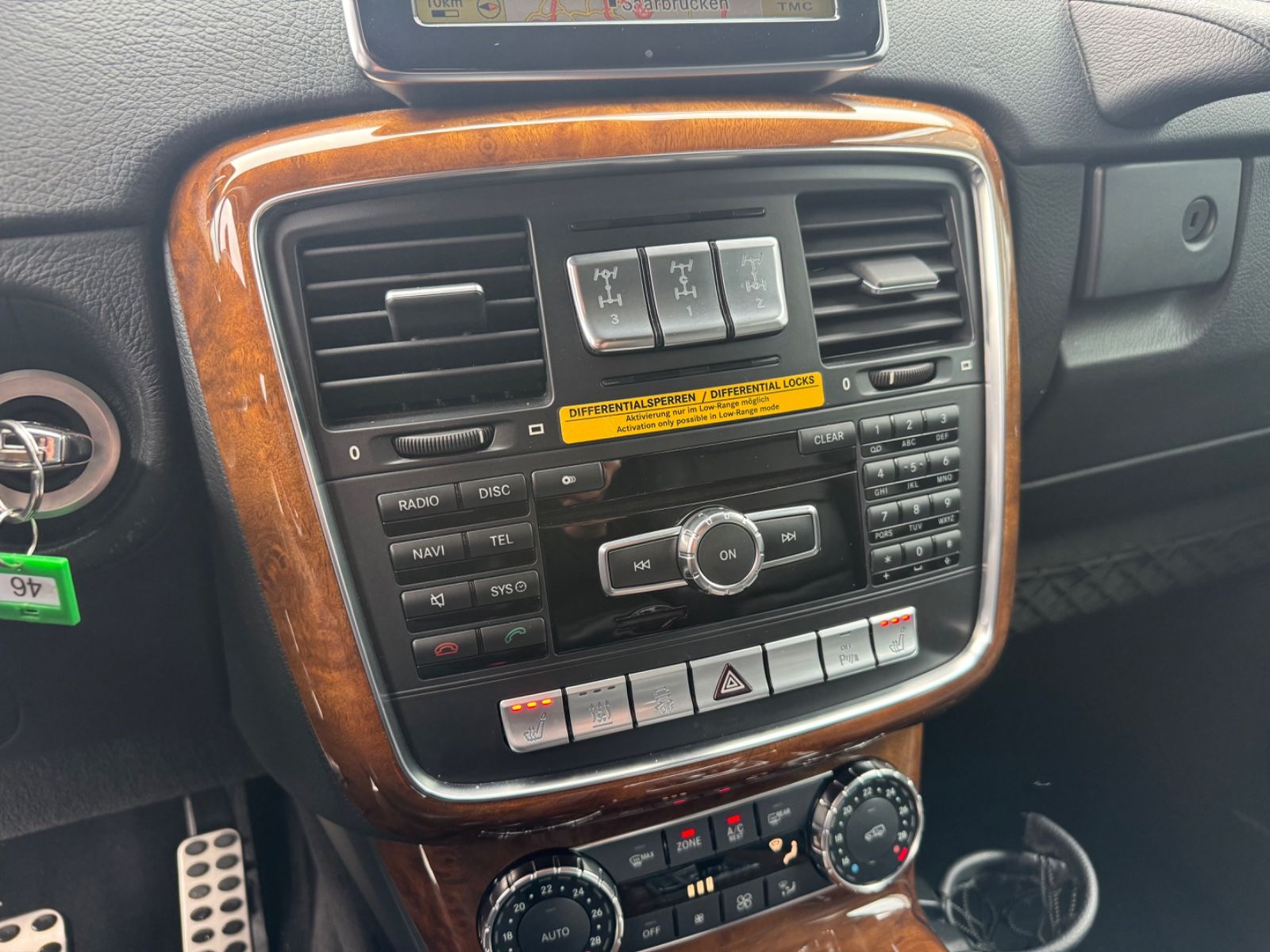 Fahrzeugabbildung Mercedes-Benz G350d BLUETEC *SPORTPAKET*2.HD*U-FREI*FACELIFT*