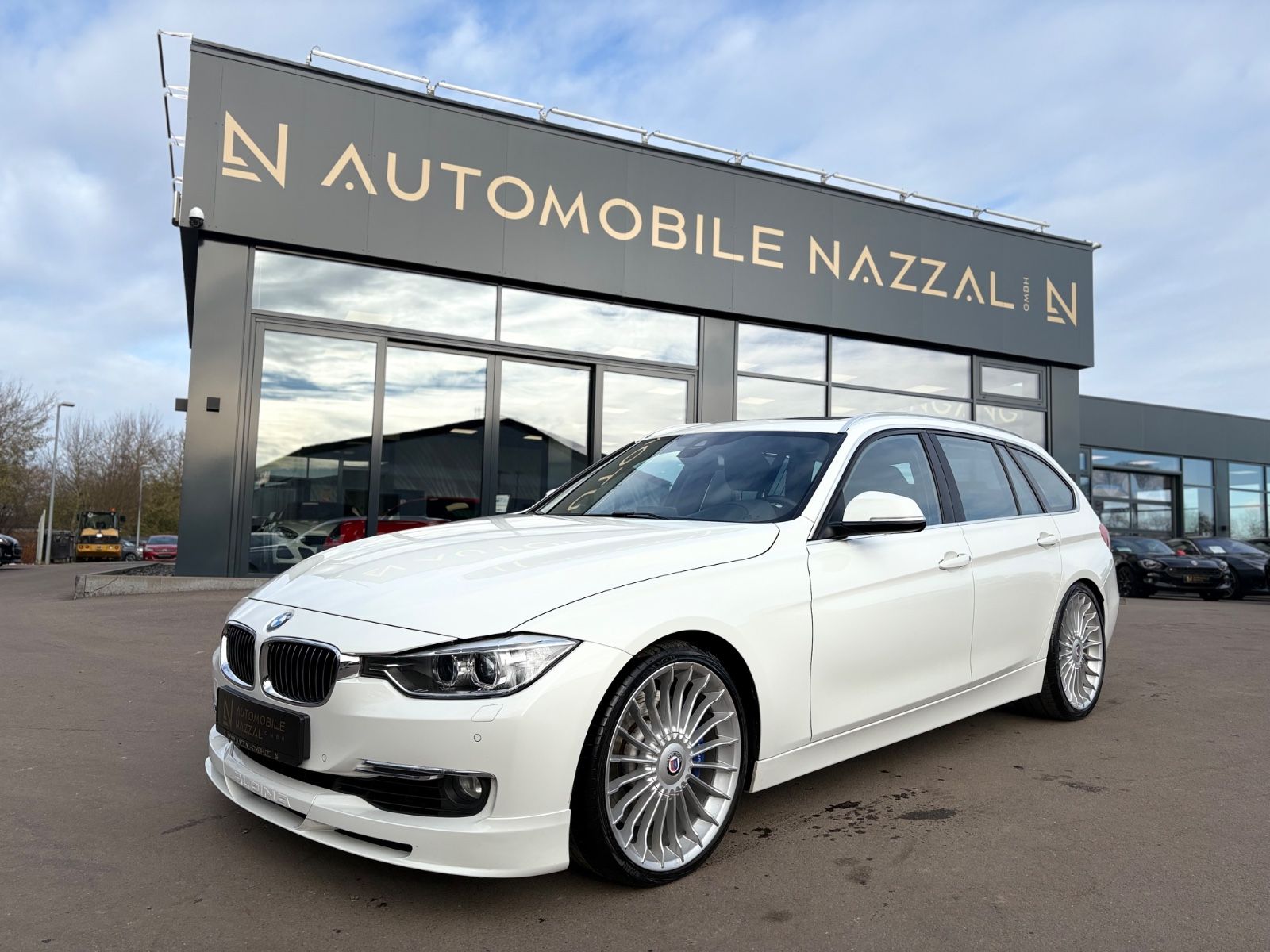 ALPINA B3 3.0 BITURBO ALLRAD TOURING*PANO*2.HD*H-UP*LED