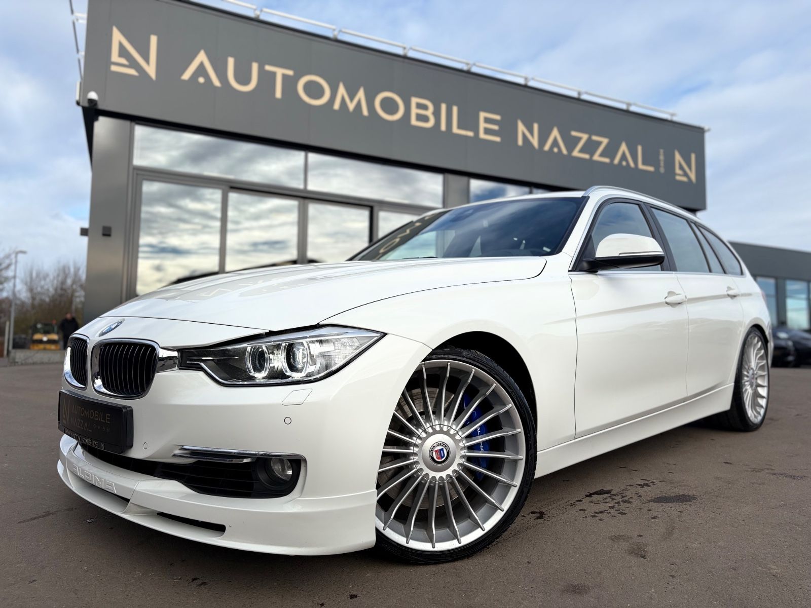 Fahrzeugabbildung ALPINA B3 3.0 BITURBO ALLRAD TOURING*PANO*2.HD*H-UP*LED