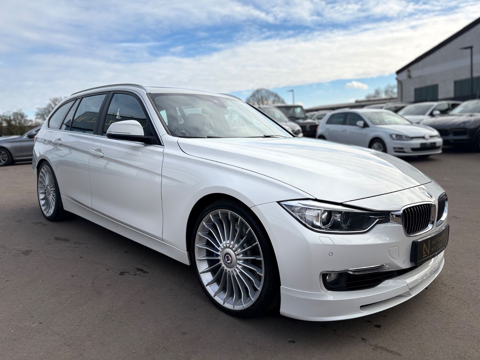 Fahrzeugabbildung ALPINA B3 3.0 BITURBO ALLRAD TOURING*PANO*2.HD*H-UP*LED