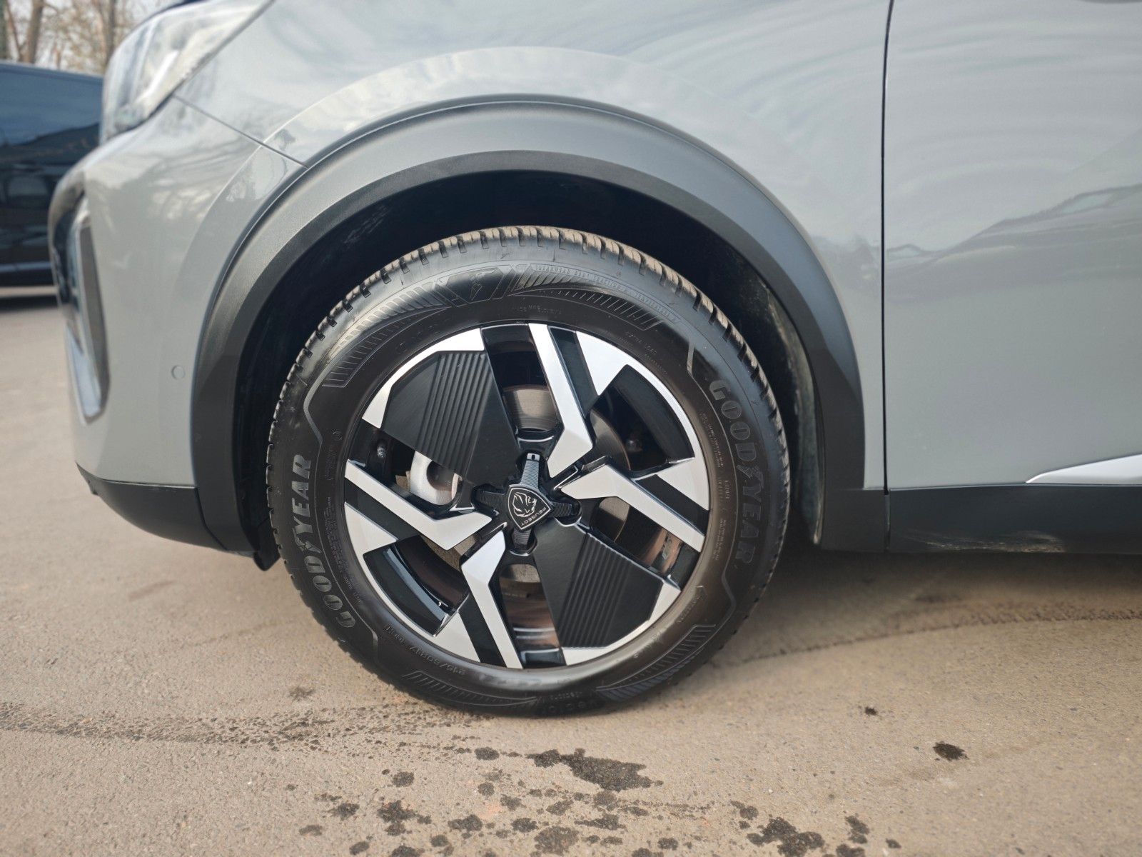 Fahrzeugabbildung Peugeot 2008 ALLURE*VOLL LED*NAVI*360°KAMERA*GARANTIE*