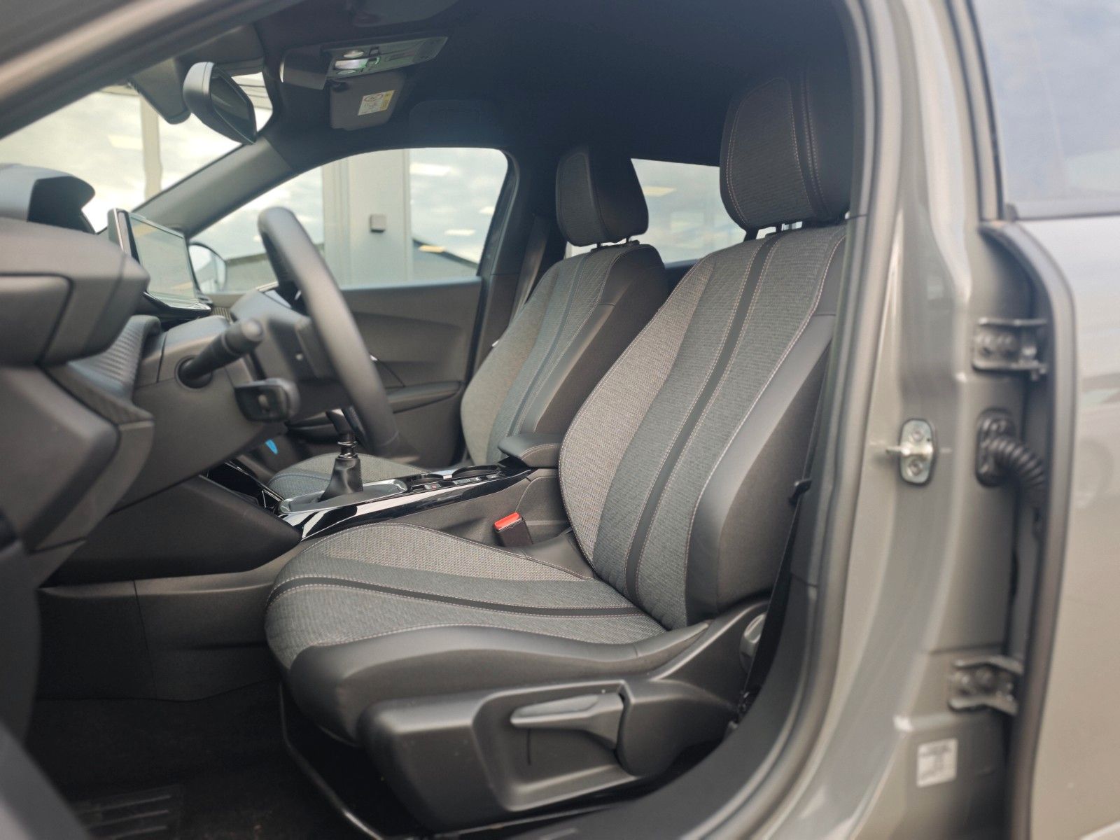 Fahrzeugabbildung Peugeot 2008 ALLURE*VOLL LED*NAVI*360°KAMERA*GARANTIE*