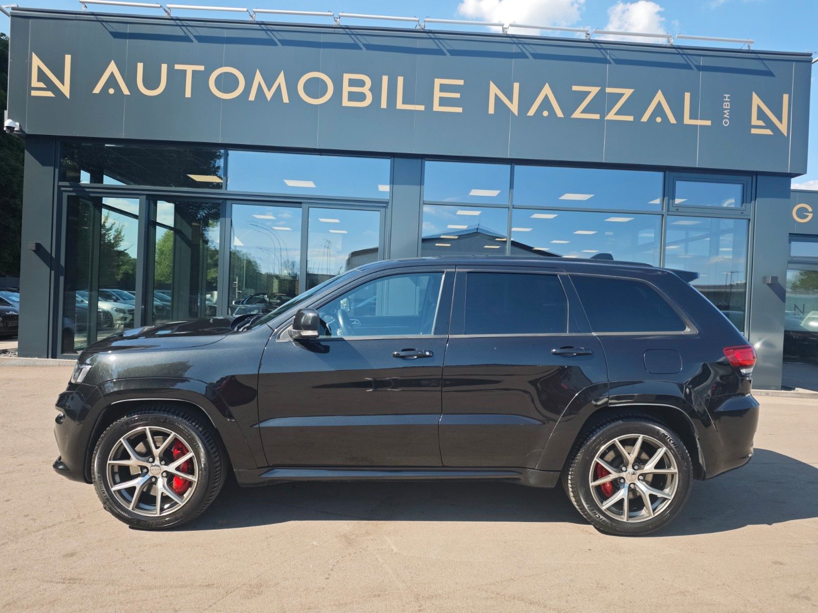 Fahrzeugabbildung Jeep GRAND CHEROKEE SRT HEMI*EU MODELL*TV-FOND-ENTER*