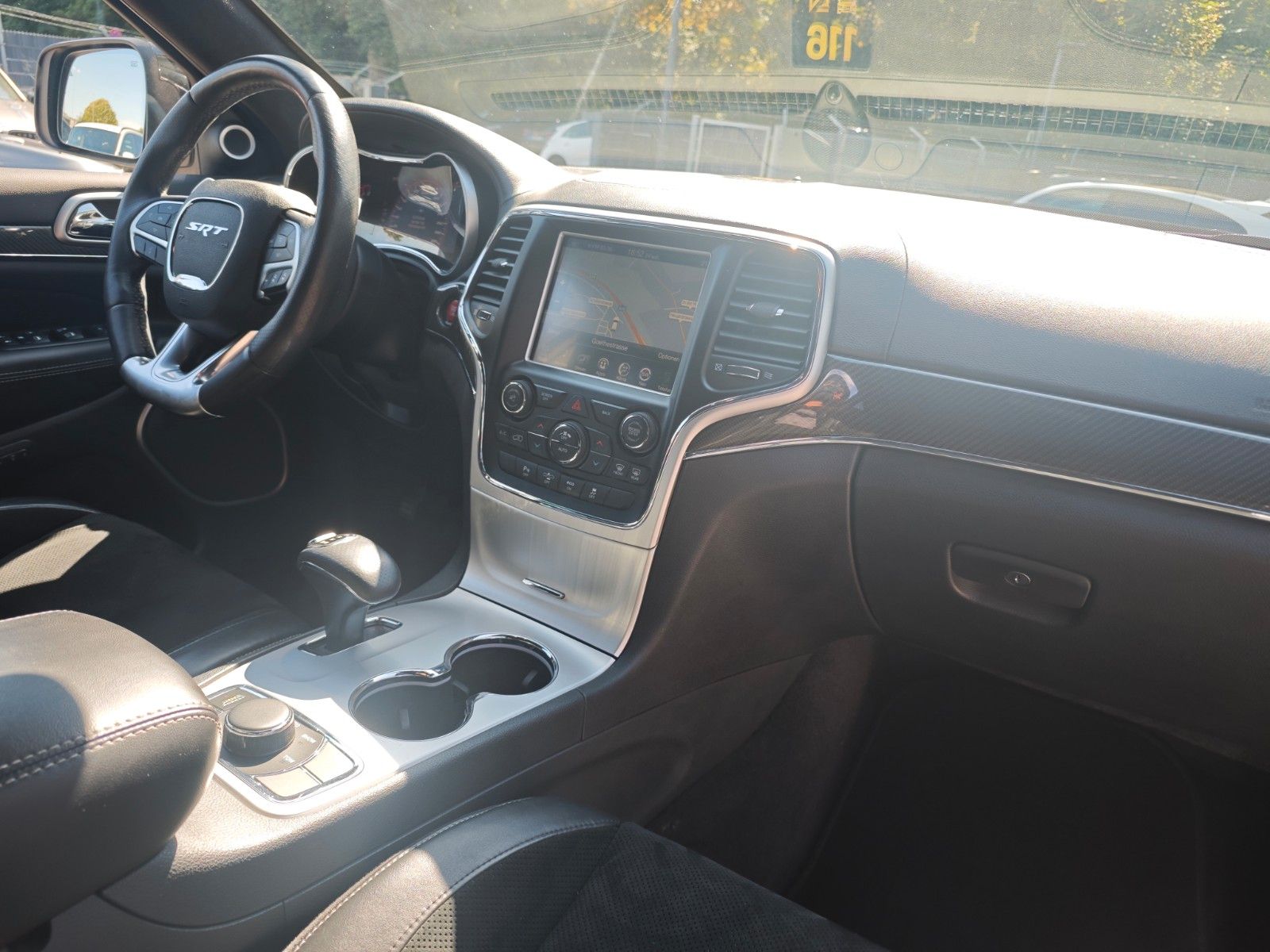 Fahrzeugabbildung Jeep GRAND CHEROKEE SRT HEMI*EU MODELL*TV-FOND-ENTER*