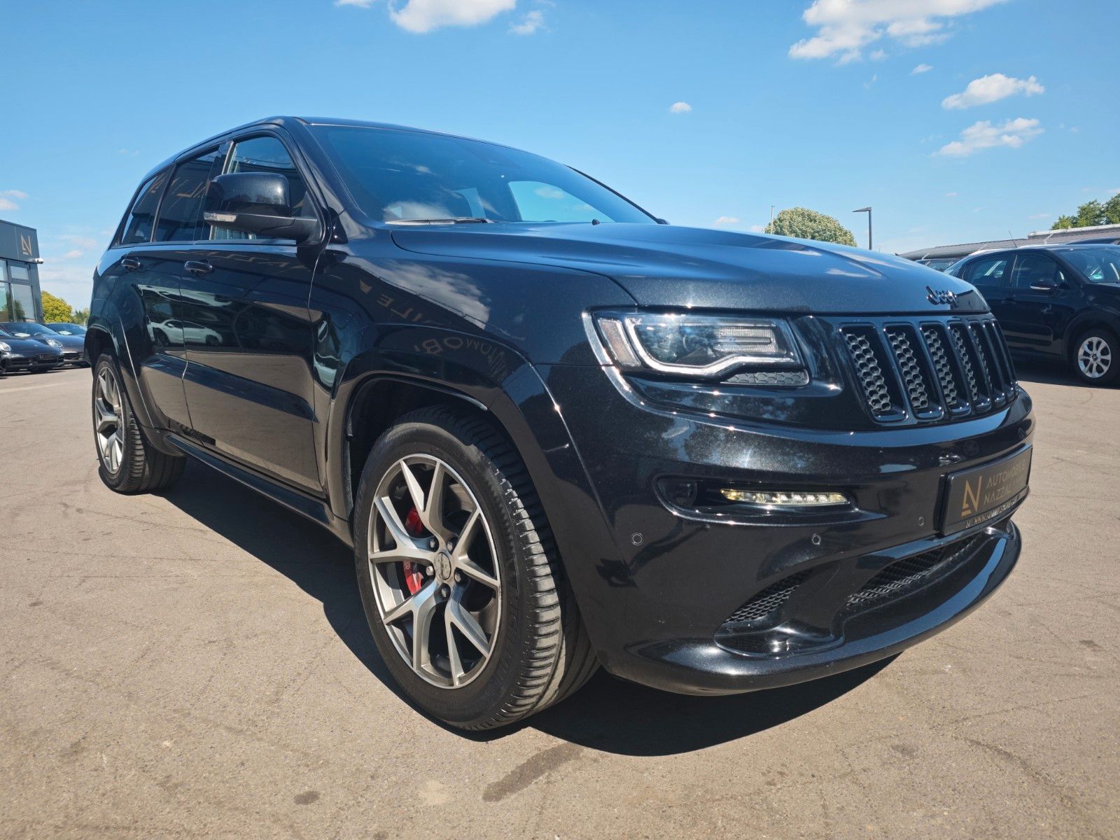 Fahrzeugabbildung Jeep GRAND CHEROKEE SRT HEMI*EU MODELL*TV-FOND-ENTER*