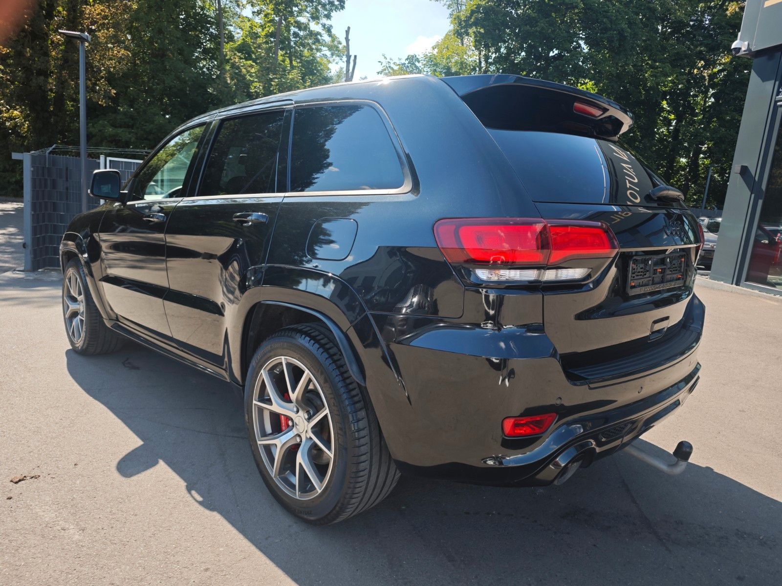 Fahrzeugabbildung Jeep GRAND CHEROKEE SRT HEMI*EU MODELL*TV-FOND-ENTER*