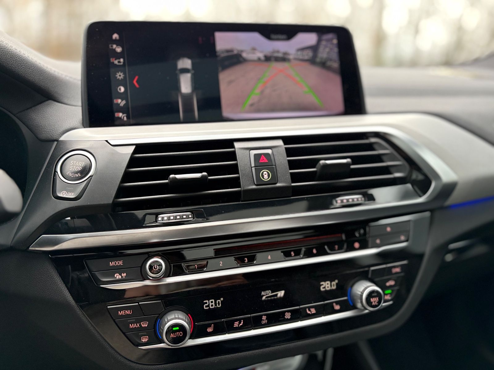 Fahrzeugabbildung BMW X3 M40i SHADOW LINE*LED*NAVI*LEDER*PANORAMA*