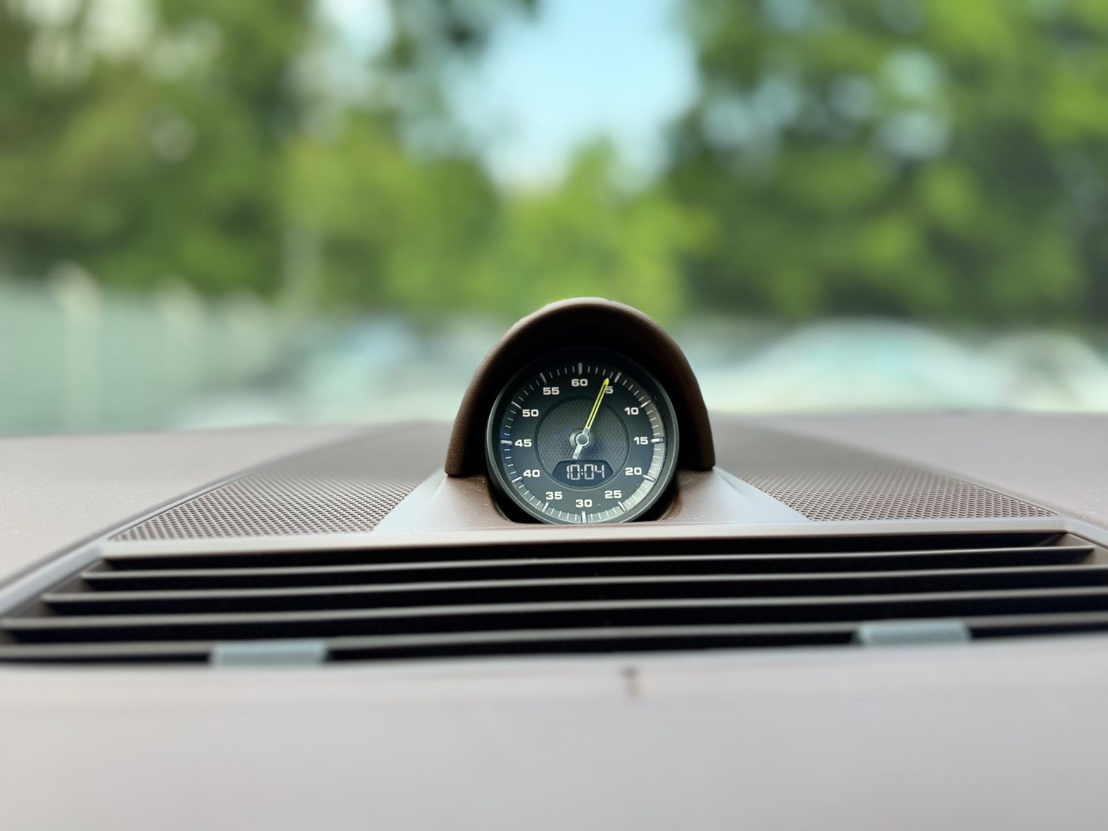 Fahrzeugabbildung Porsche PANAMERA 4 E-HYBRID*LIM*CHRONO*PANORAMA*KREIDE*