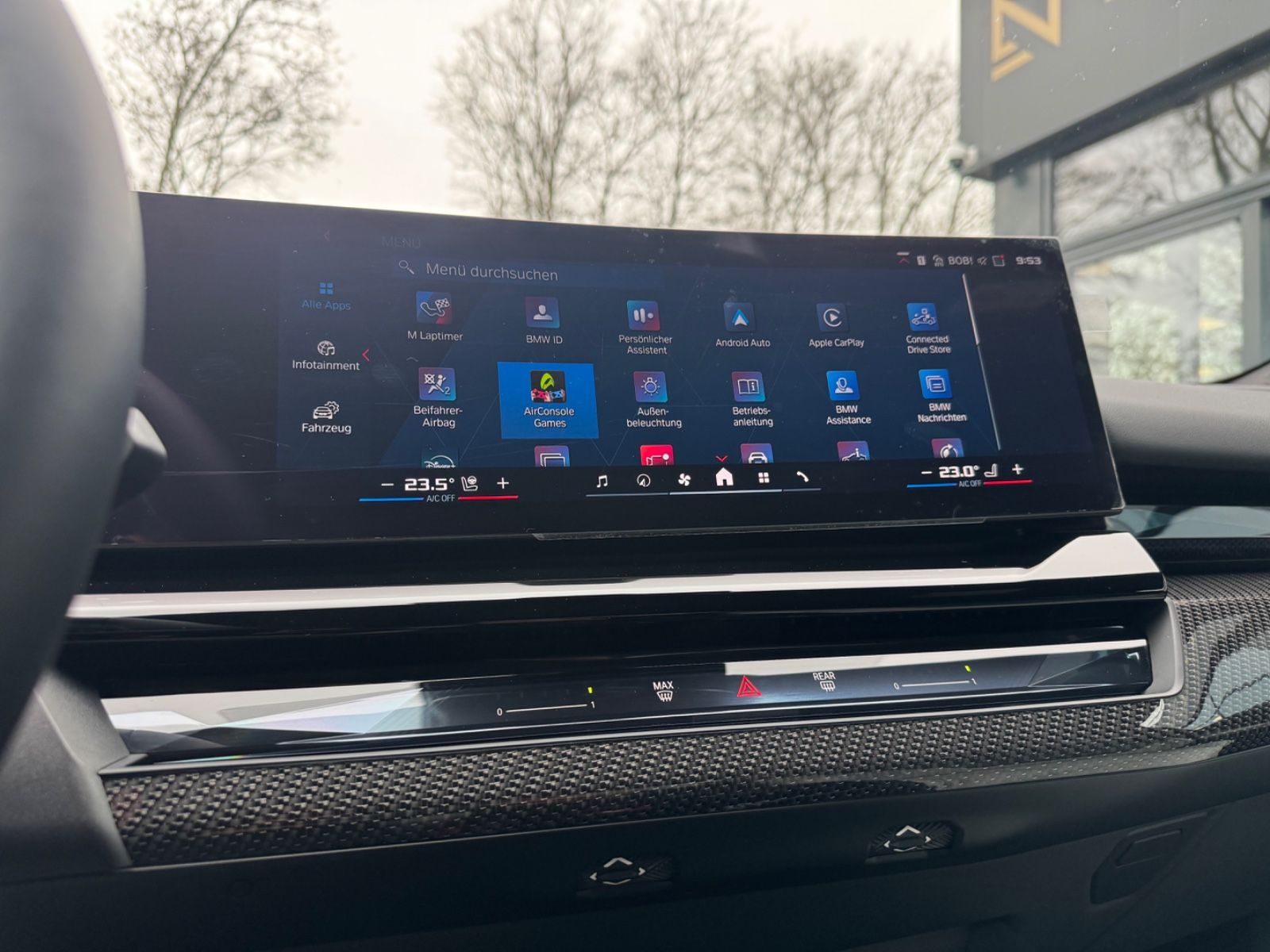 Fahrzeugabbildung BMW M5 LIM*CARBON*ACC*B&W*ON STOCK!*727PS*TRAUM*