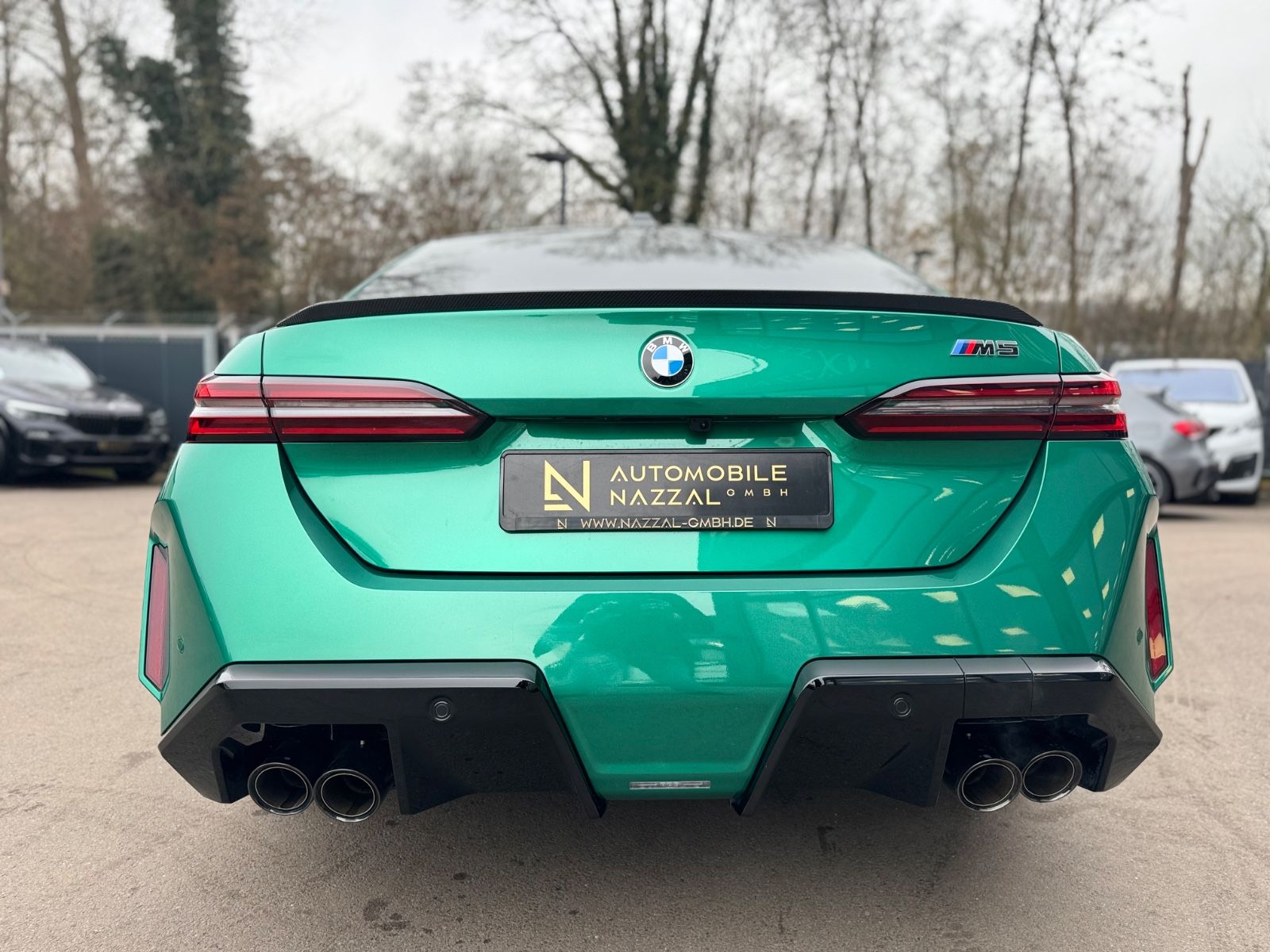 Fahrzeugabbildung BMW M5 LIM*CARBON*ACC*B&W*ON STOCK!*727PS*TRAUM*