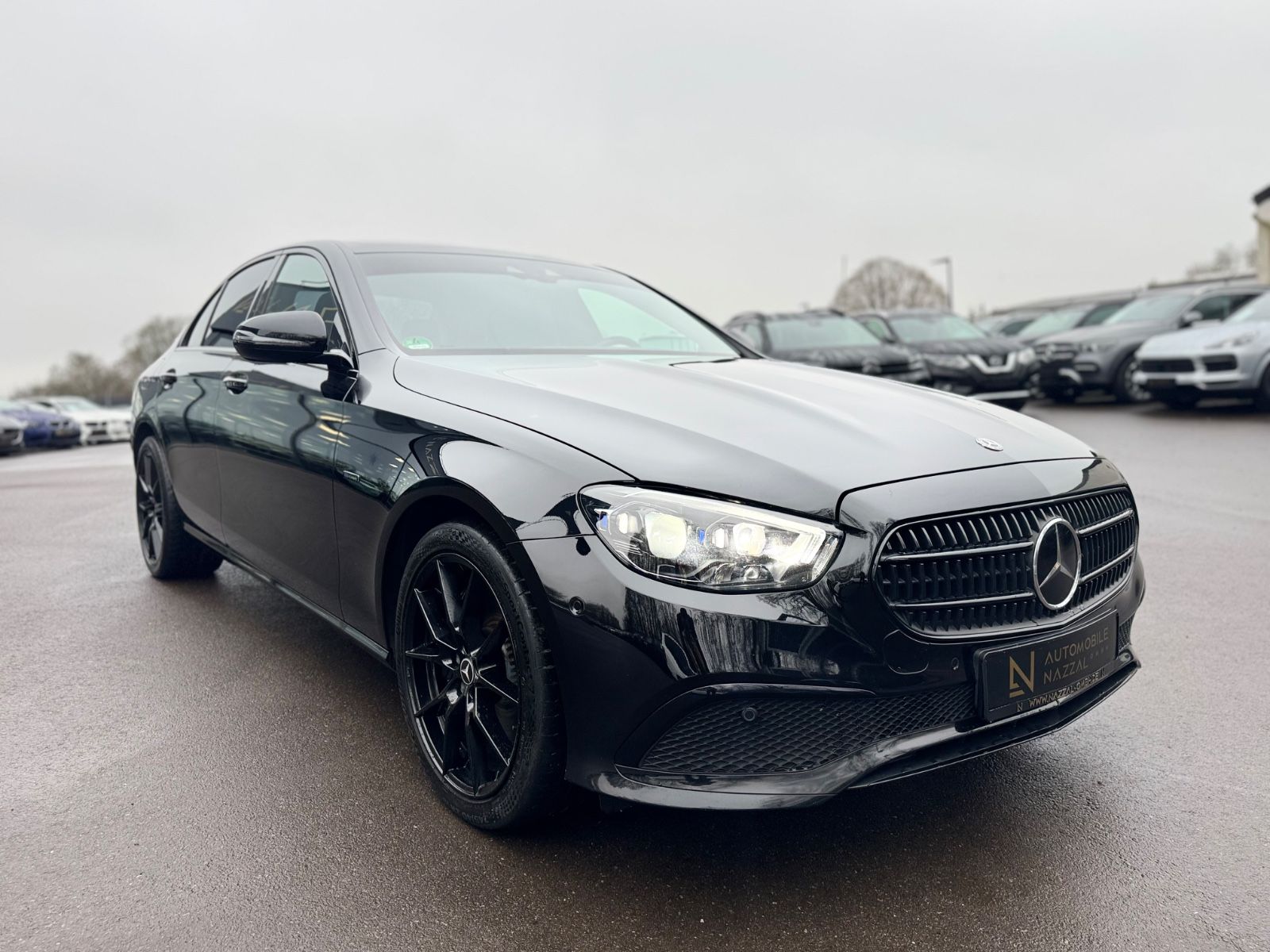 Fahrzeugabbildung Mercedes-Benz E300de*FACELIFT*LED-MULTIBEAM*MB-GARANTIE*