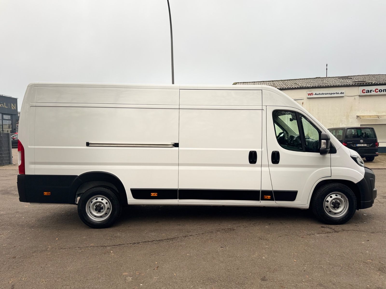 Fahrzeugabbildung Peugeot BOXER KASTEN L4H2 HEAVY BLUE HDi 180*LED*NAVI*