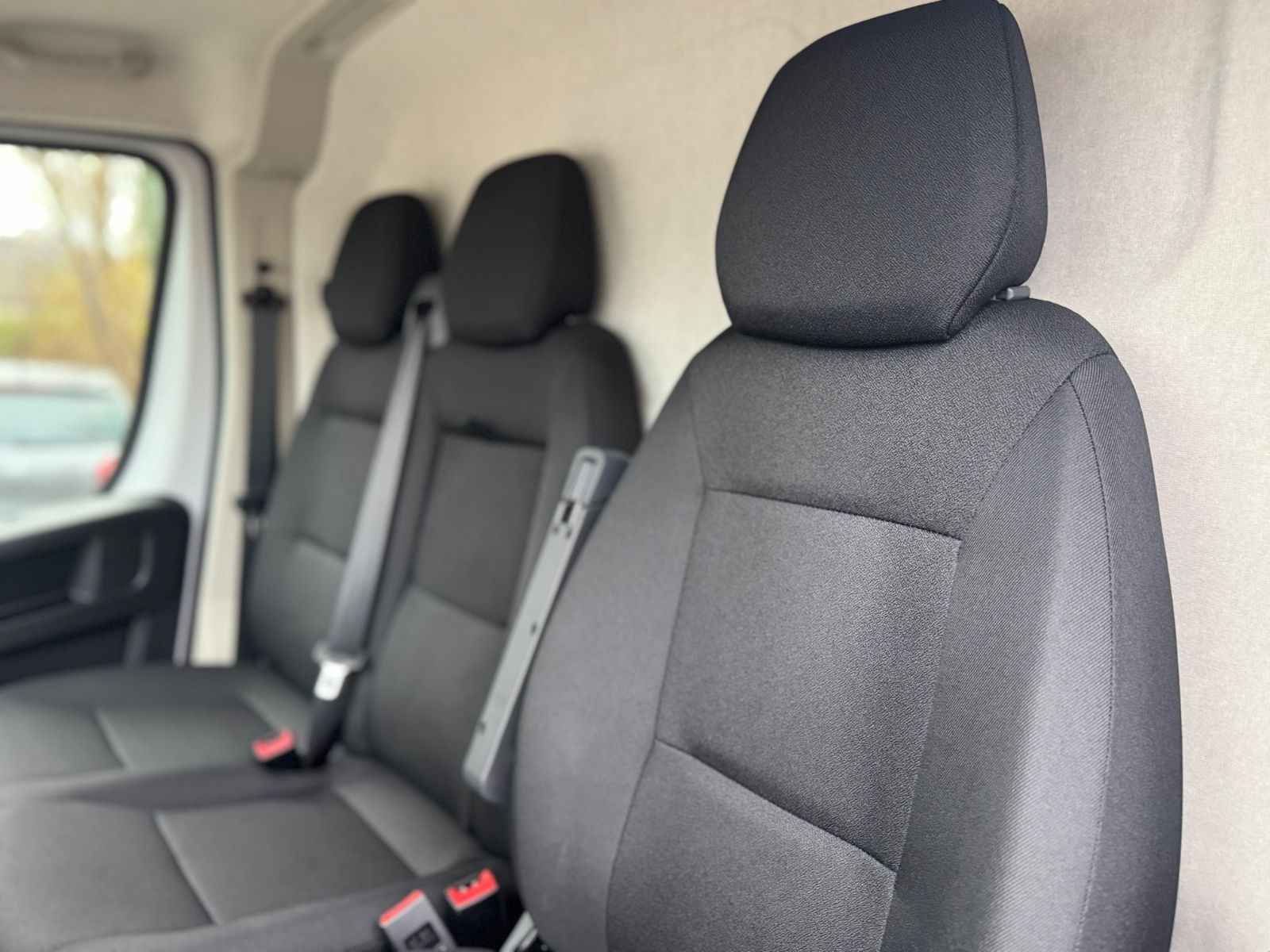 Fahrzeugabbildung Peugeot BOXER KASTEN L4H2 HEAVY BLUE HDi 180*LED*NAVI*