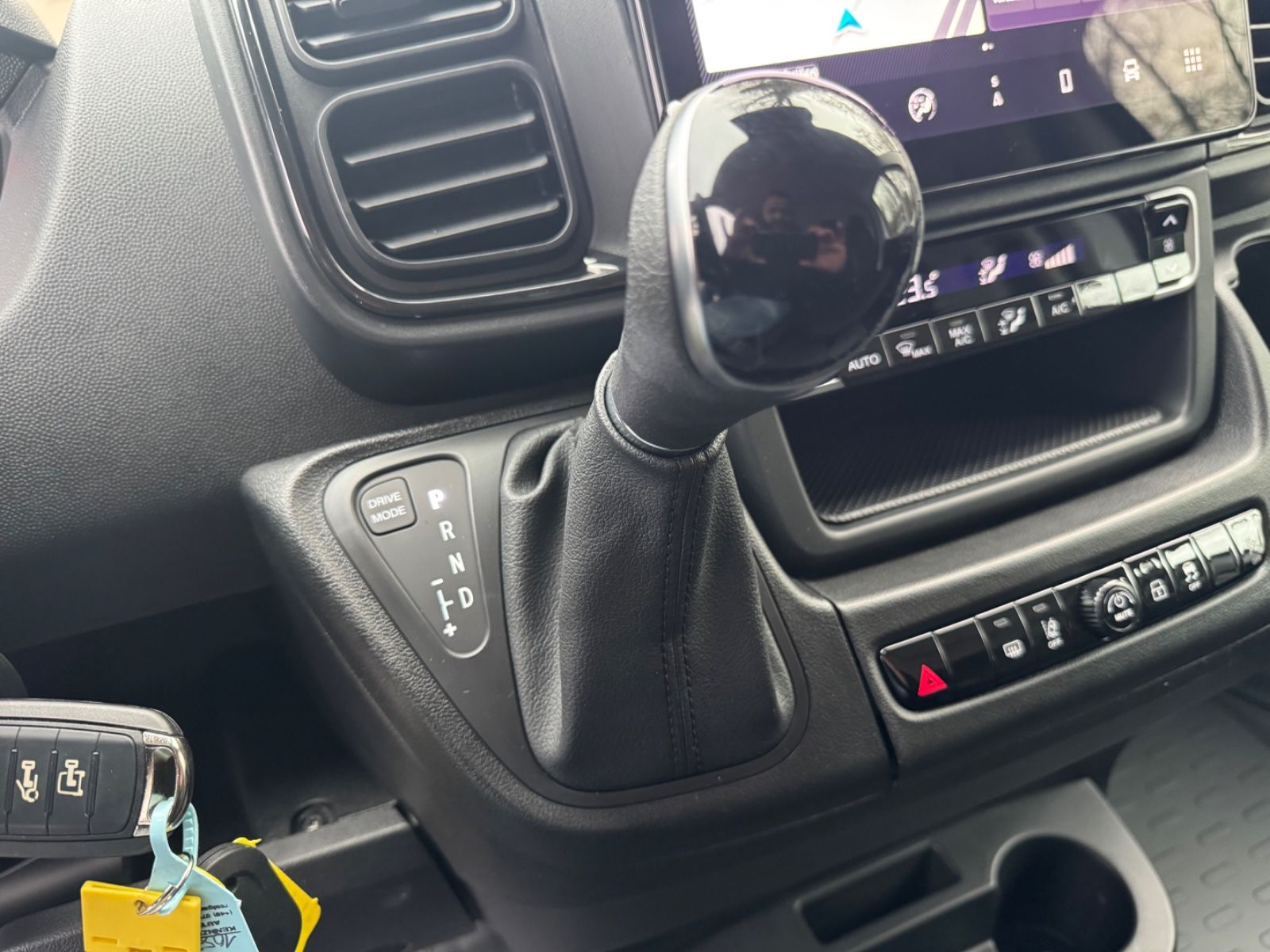 Fahrzeugabbildung Peugeot BOXER KASTEN L4H2 HEAVY BLUE HDi 180*LED*NAVI*