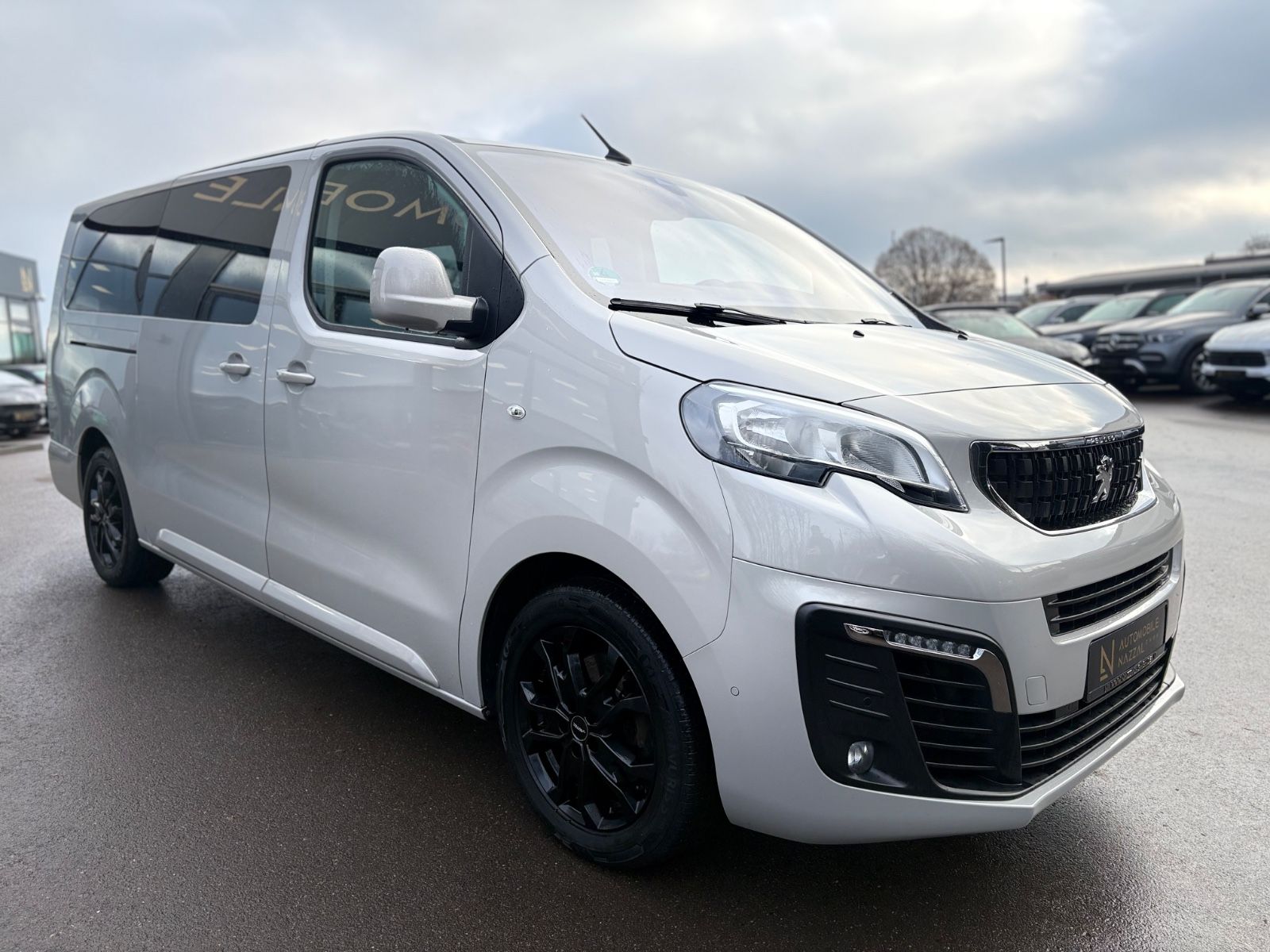 Fahrzeugabbildung Peugeot TRAVELLER HDI L2*8 SITZER*2.HD*KREIDE*2XSCHIEBE*