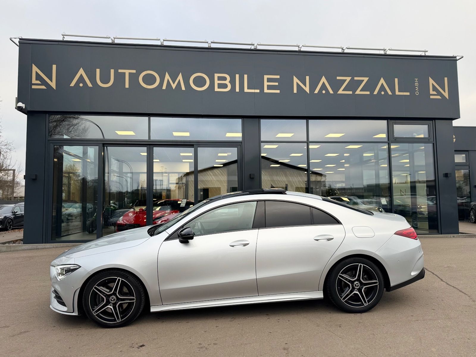 Fahrzeugabbildung Mercedes-Benz CLA 200 LIM*AUT.*NIGHT*AMG-LINE*PANO*1.HD*TOP*