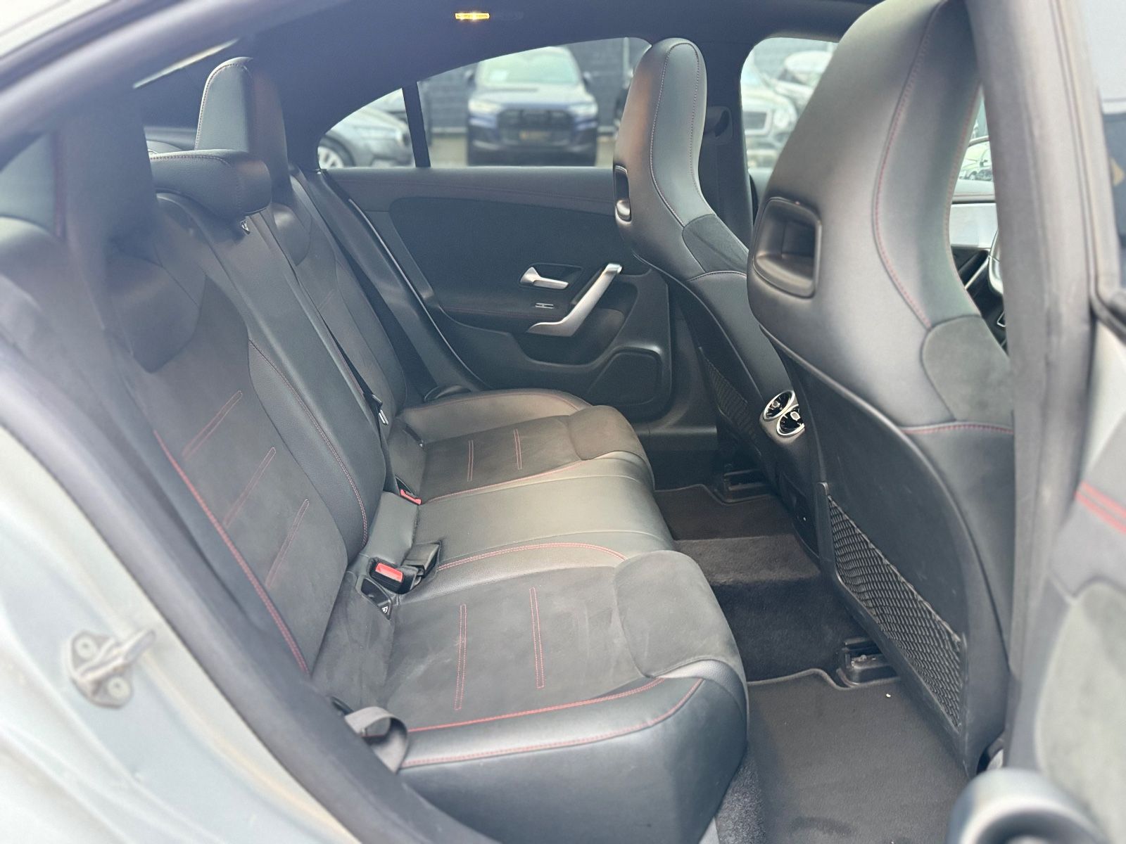 Fahrzeugabbildung Mercedes-Benz CLA 200 LIM*AUT.*NIGHT*AMG-LINE*PANO*1.HD*TOP*