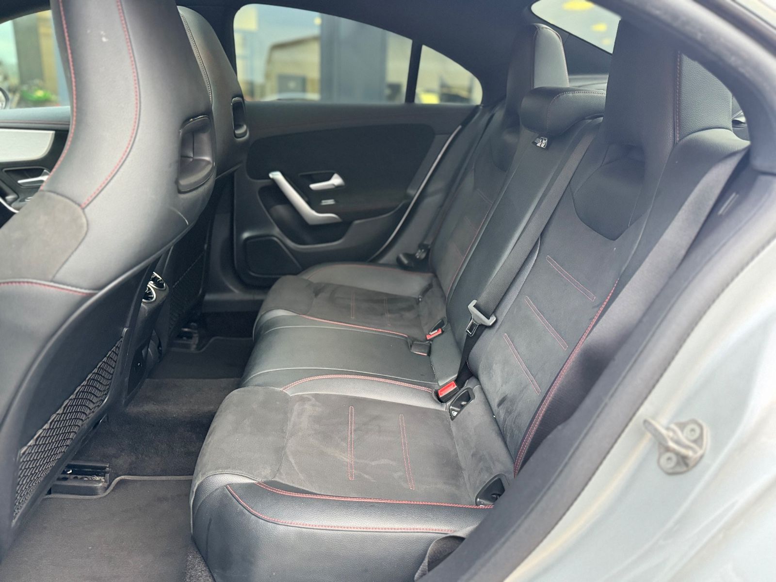 Fahrzeugabbildung Mercedes-Benz CLA 200 LIM*AUT.*NIGHT*AMG-LINE*PANO*1.HD*TOP*