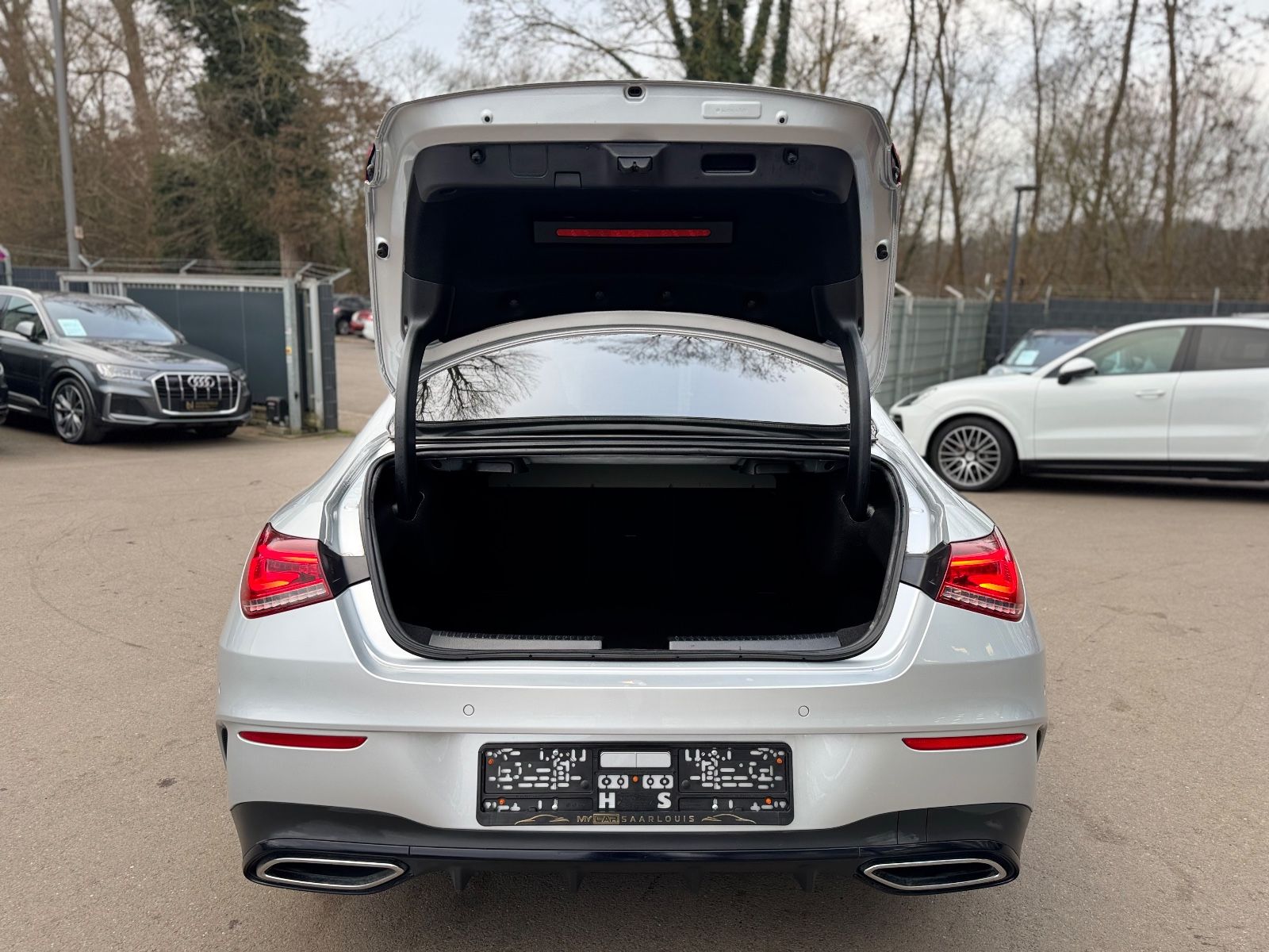 Fahrzeugabbildung Mercedes-Benz CLA 200 LIM*AUT.*NIGHT*AMG-LINE*PANO*1.HD*TOP*